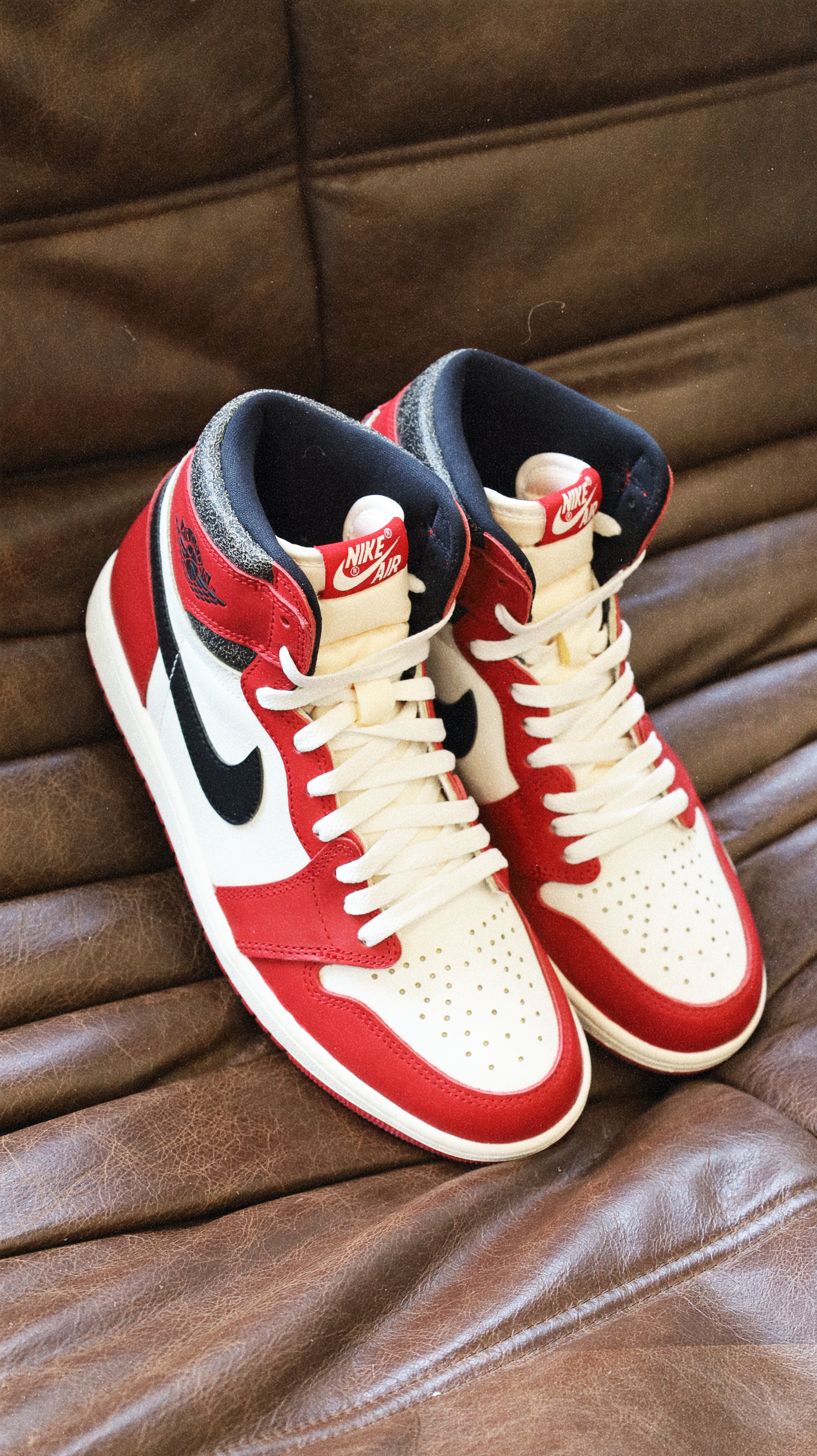 Jordan 1 Retro High OG Chicago Lost and Found