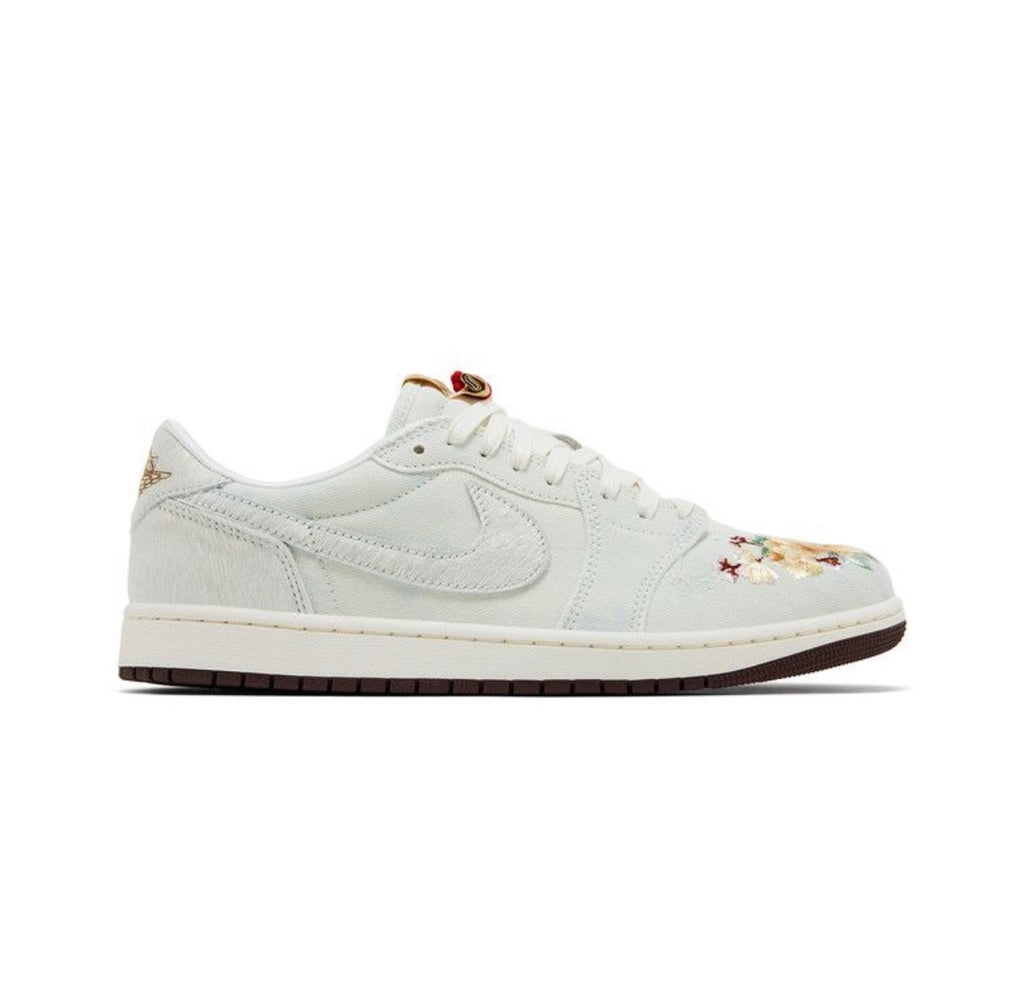 Jordan 1 Retro Low OG Football Grey Sail Light Chocolate