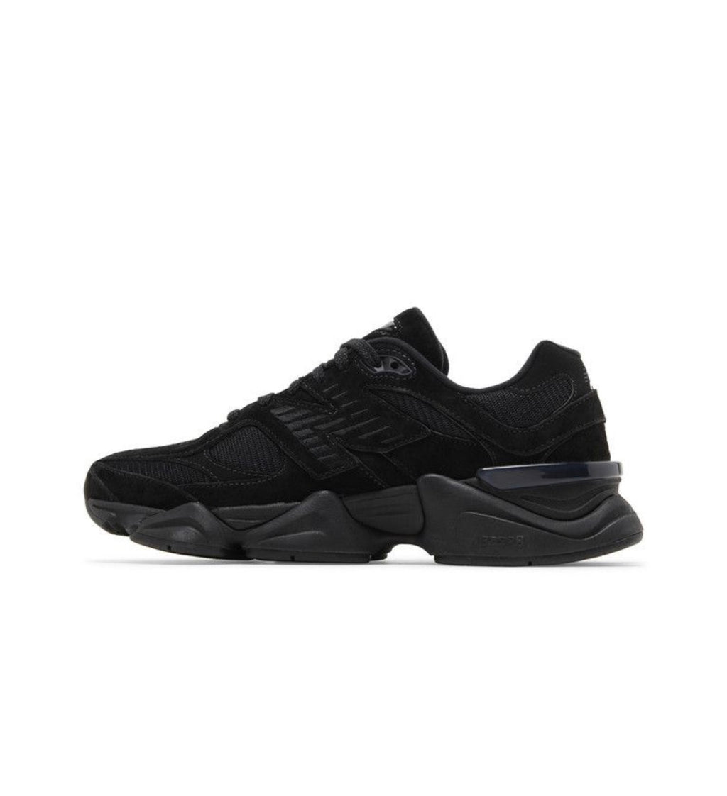 New Balance 9060 Triple Black