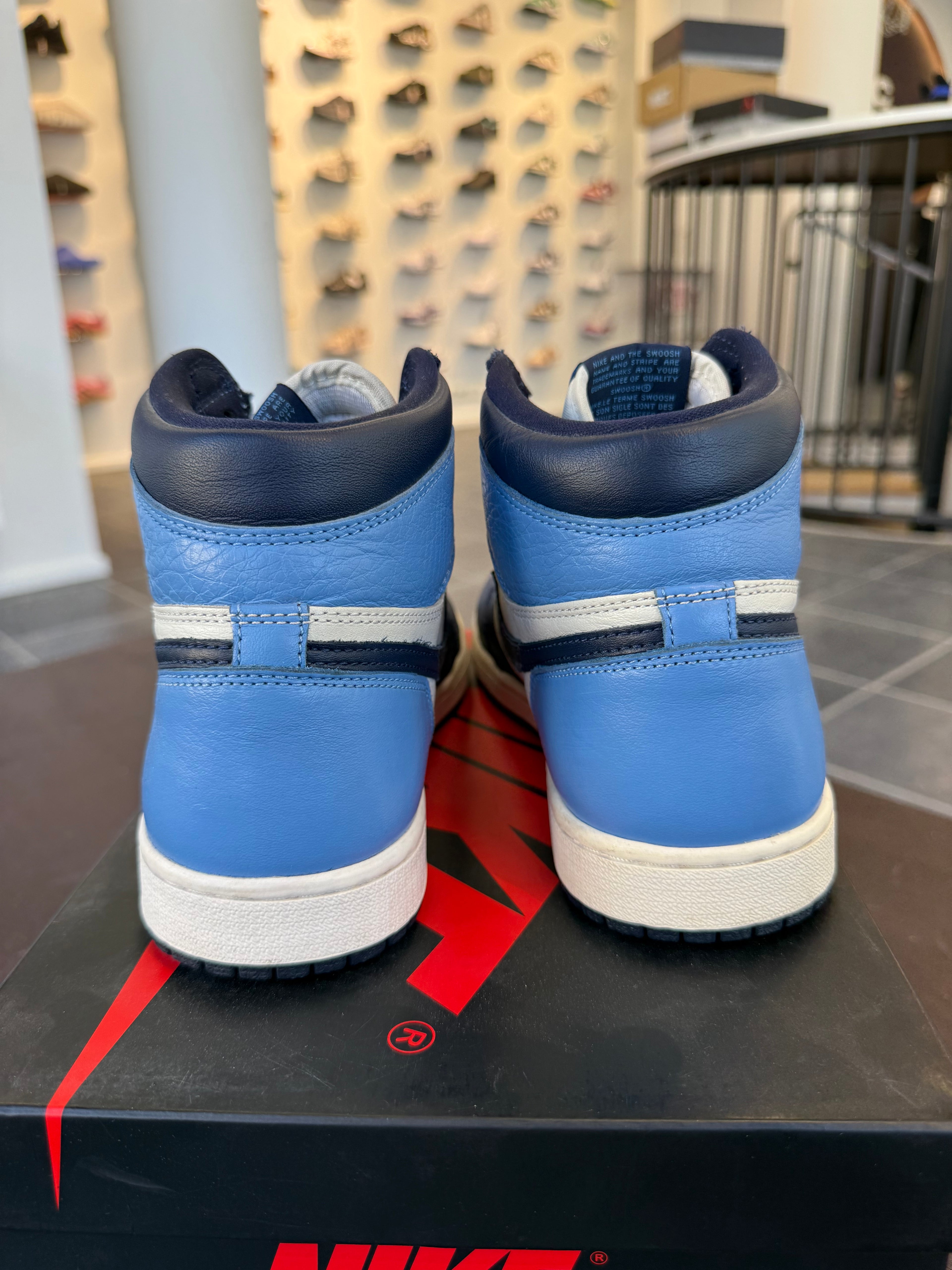 Jordan 1 Retro High Obsidian (Eu:41)