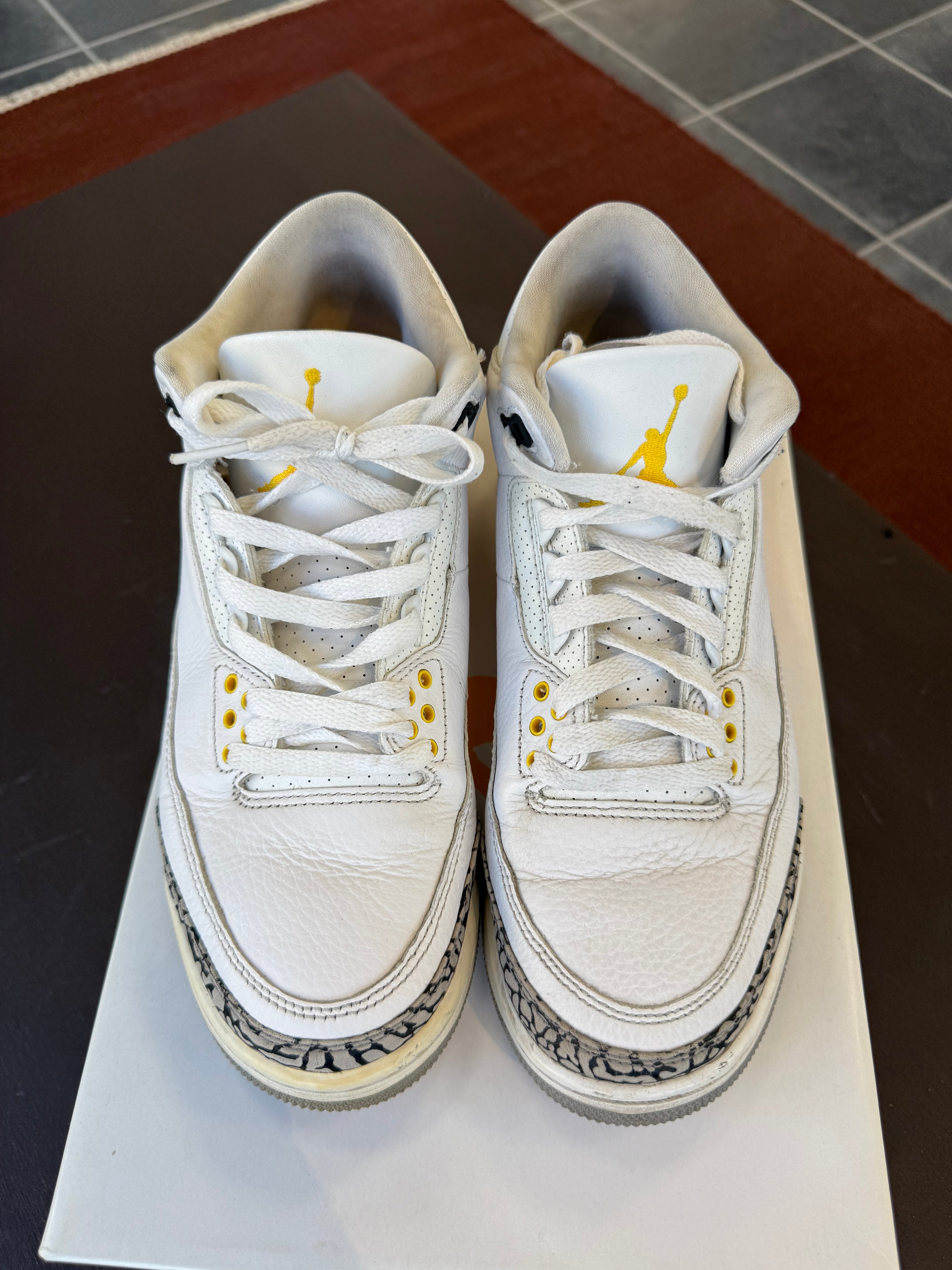 Jordan 3 Retro Laser Orange (Eu: 41)