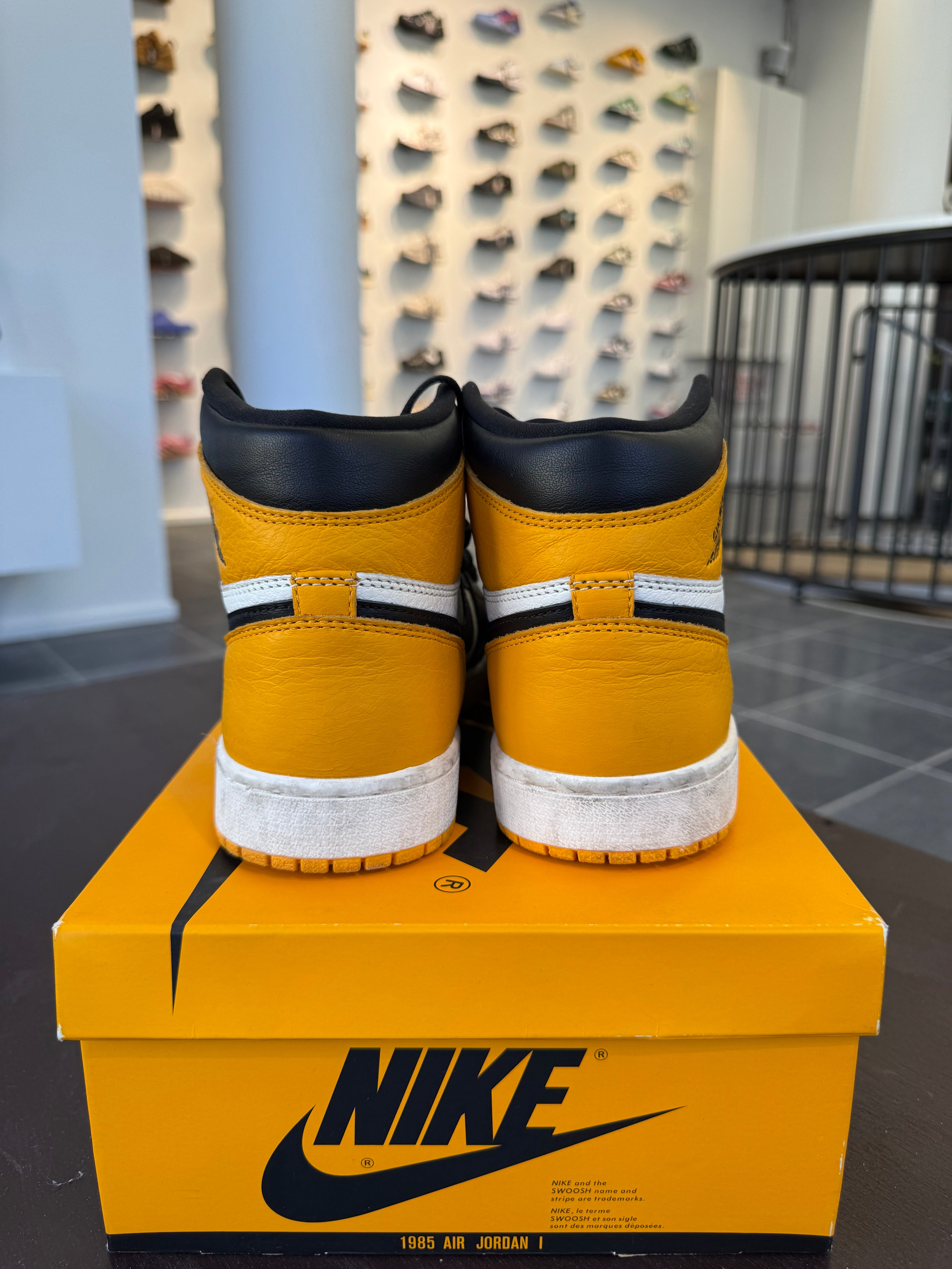 Jordan 1 Retro High OG Yellow Toe (Eu:47.5)
