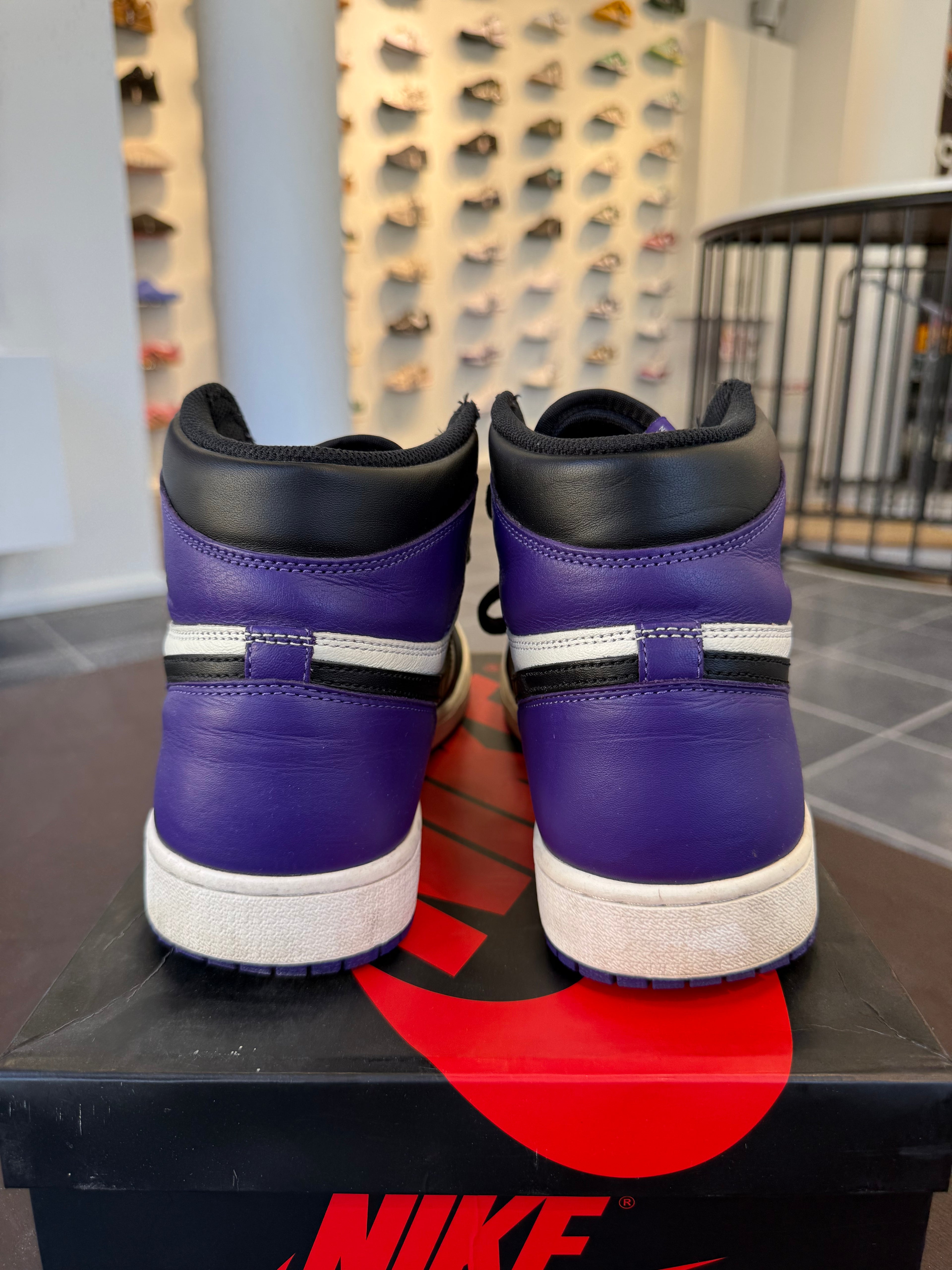 Jordan 1 Retro High Court Purple (Eu: 46)