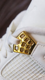 Jordan 4 Retro Metallic Gold (W)