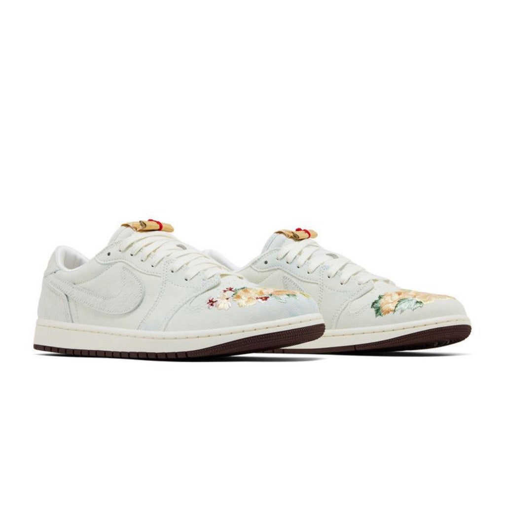 Jordan 1 Retro Low OG Football Grey Sail Light Chocolate