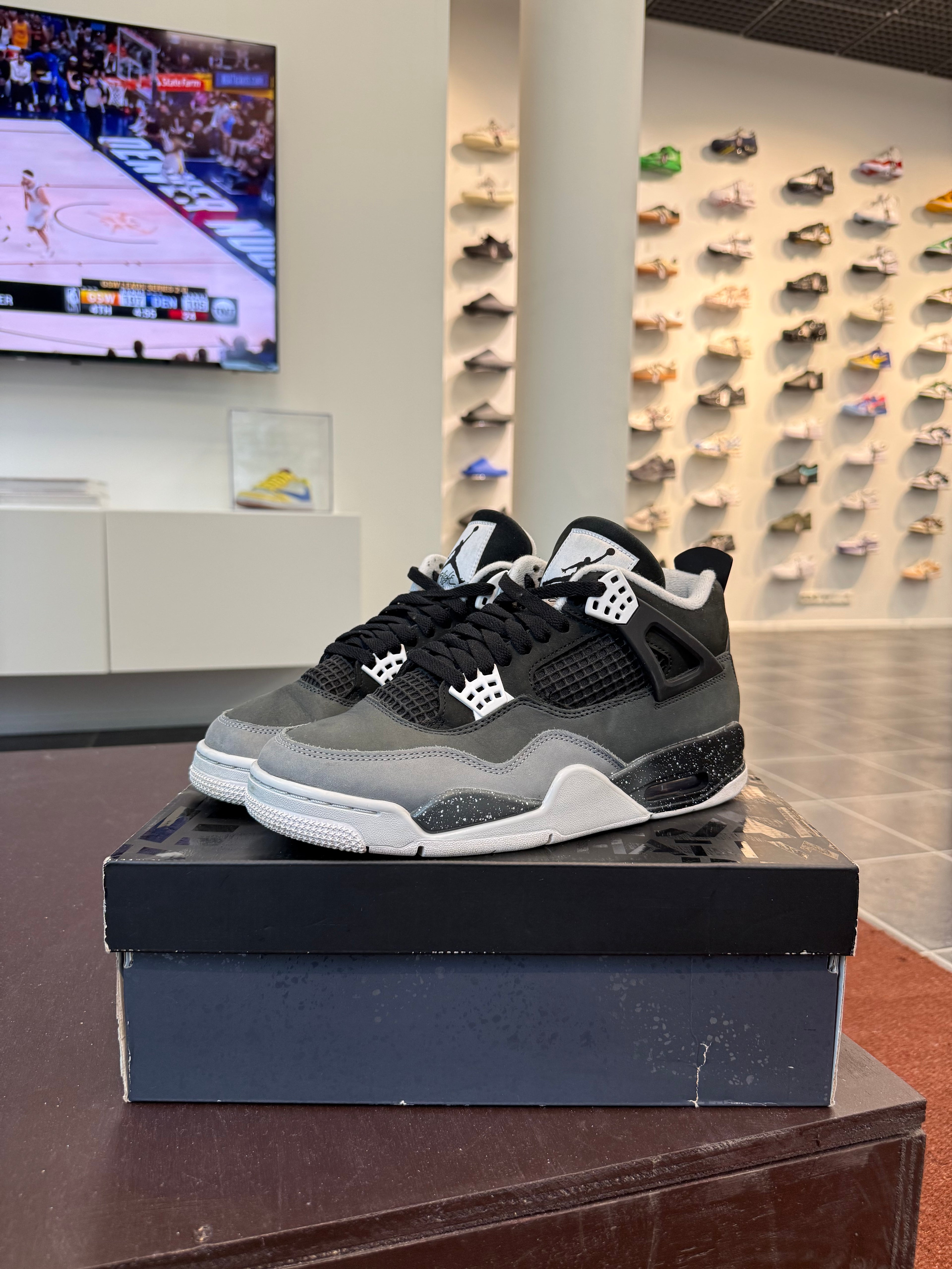 Jordan 4 Retro Oxidized Green (EU: 41)