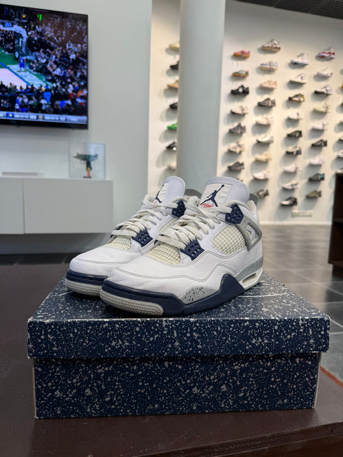 Jordan 4 Retro Midnight Navy (EU: 42)