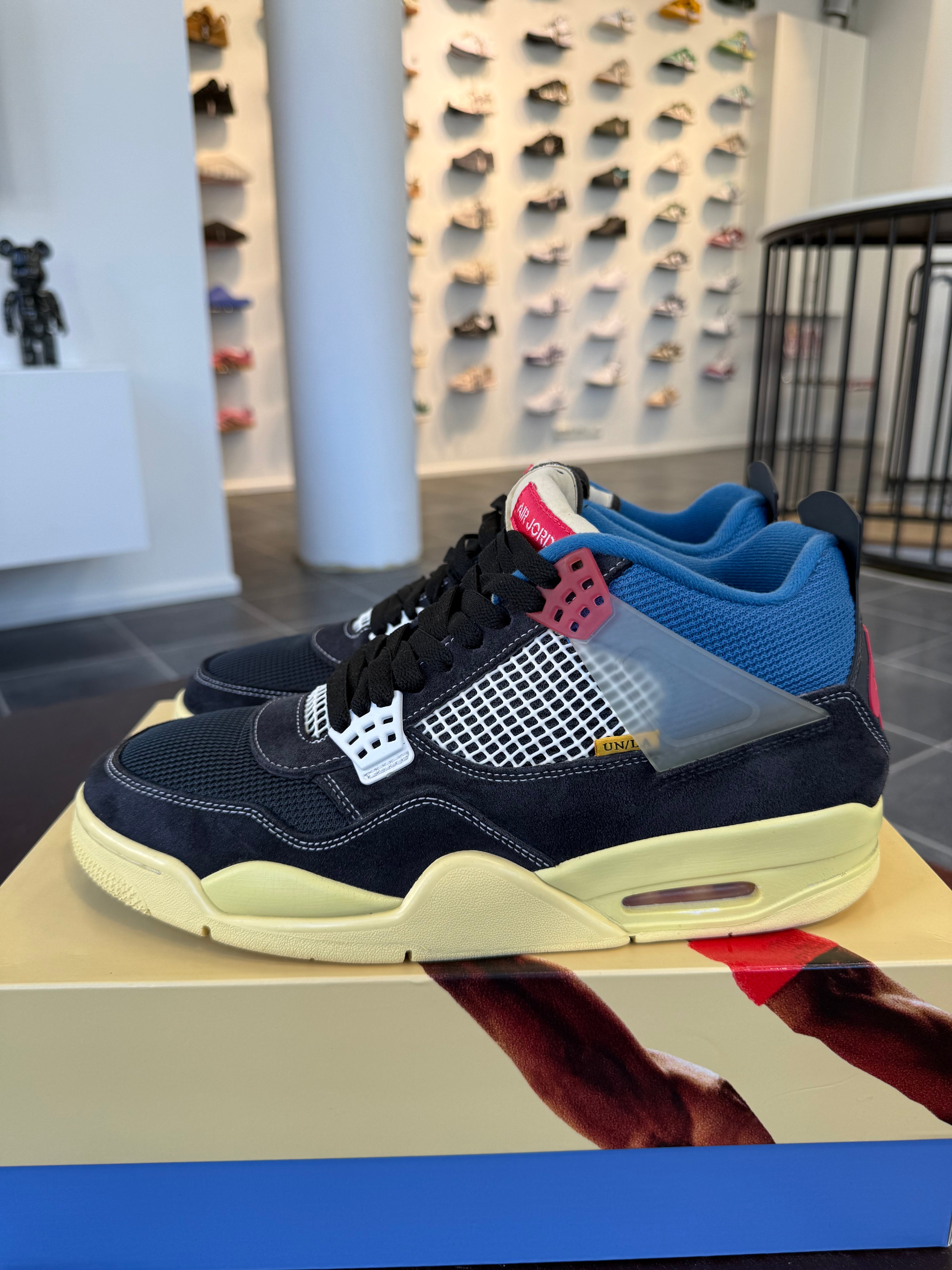 Jordan 4 Retro Union Off Noir (Eu: 45)