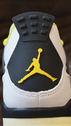 Jordan 4 Retro Vivid Sulfur (W)