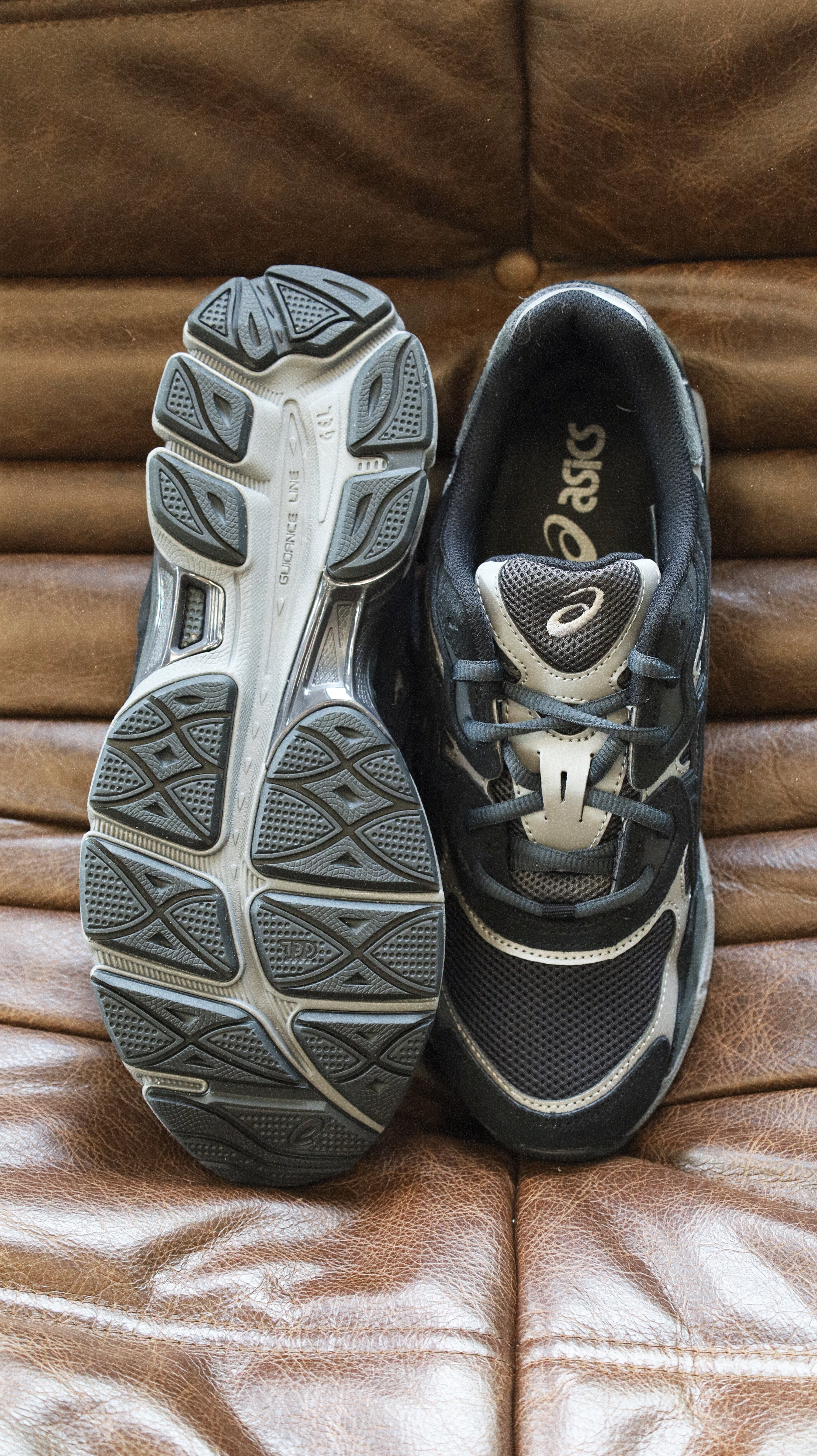 ASICS Gel-NYC Graphite Grey Black