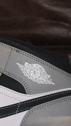 Jordan 1 Mid Light Smoke Grey Anthracite