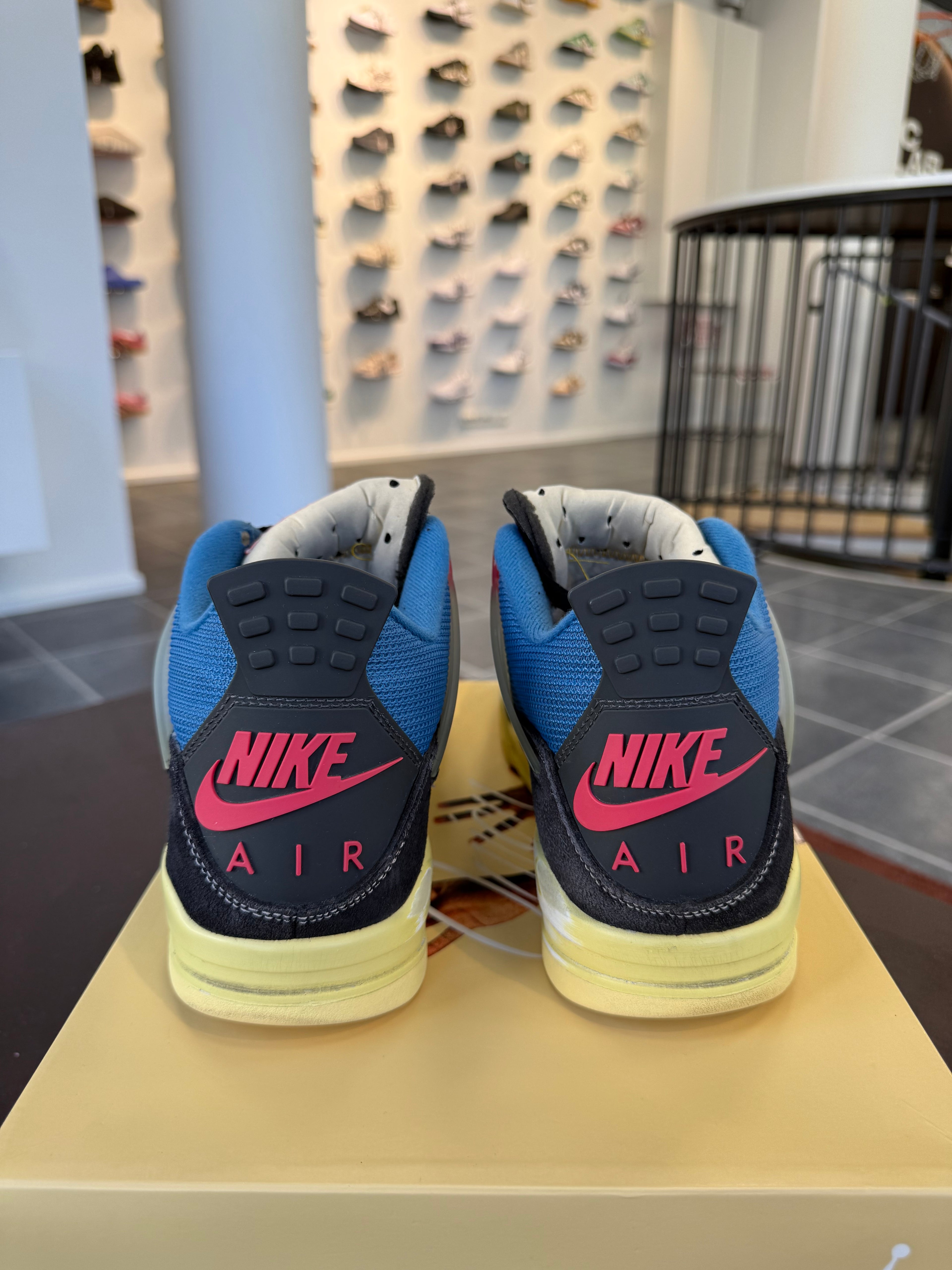 Jordan 4 Retro Union Off Noir (Eu: 45)