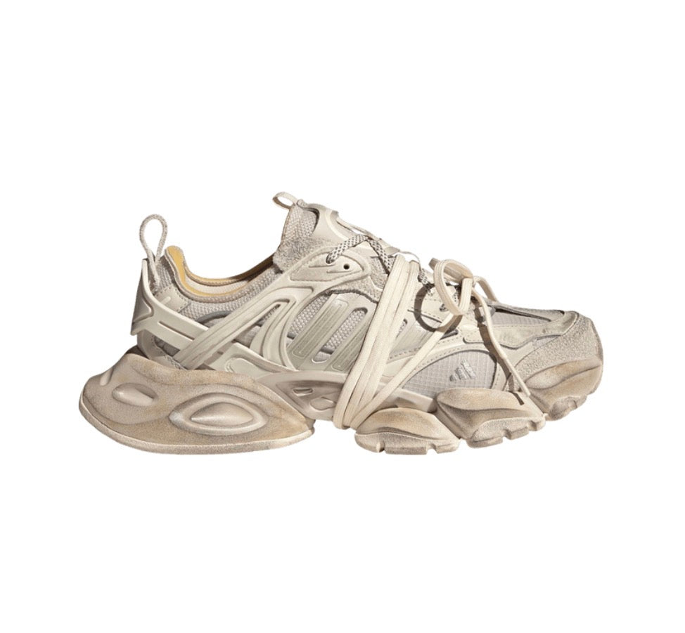 adidas XLG Runner Deluxe Wonder Beige