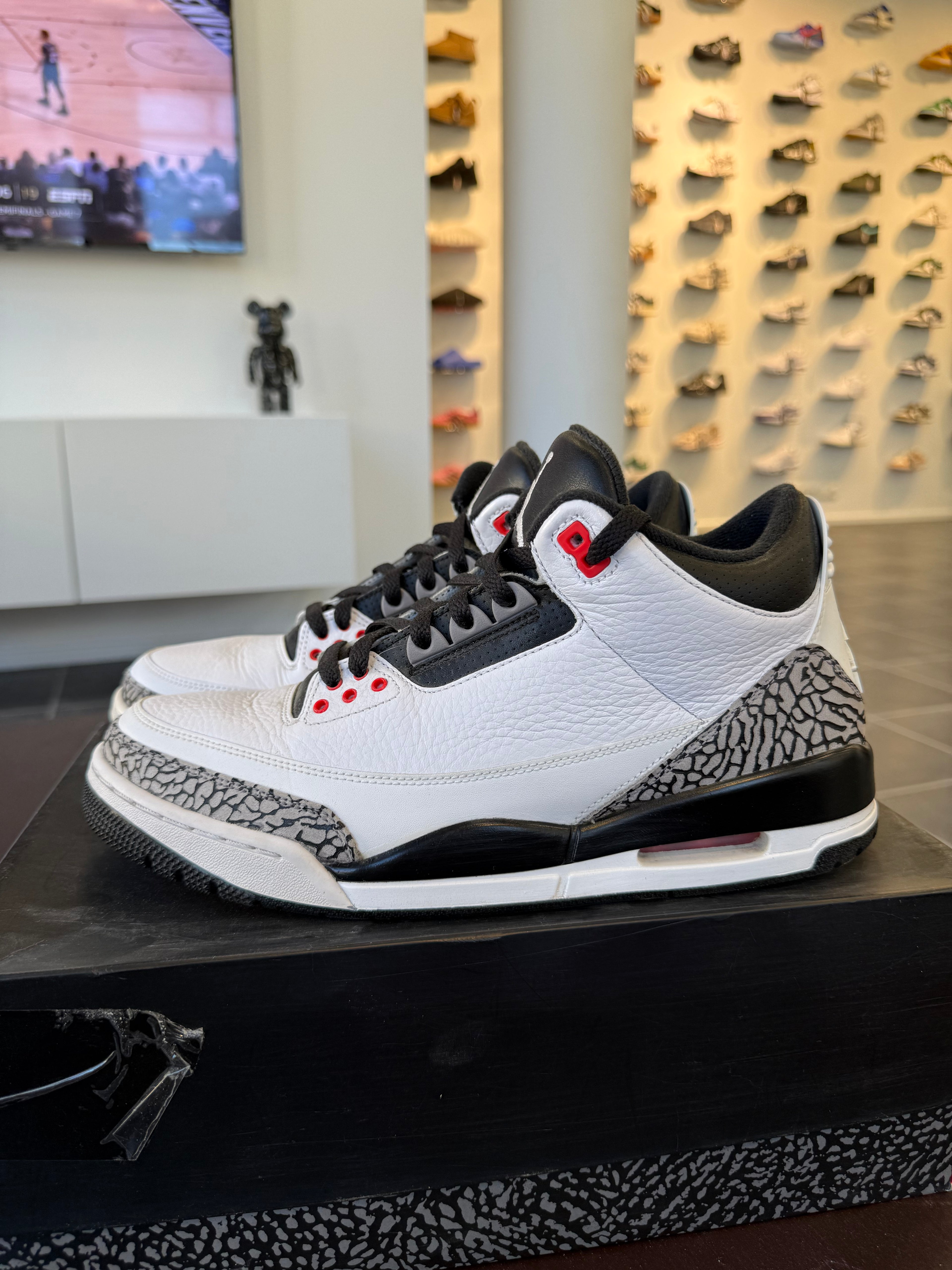 Jordan 3 Retro Infrared 23 (Eu: 44.5)