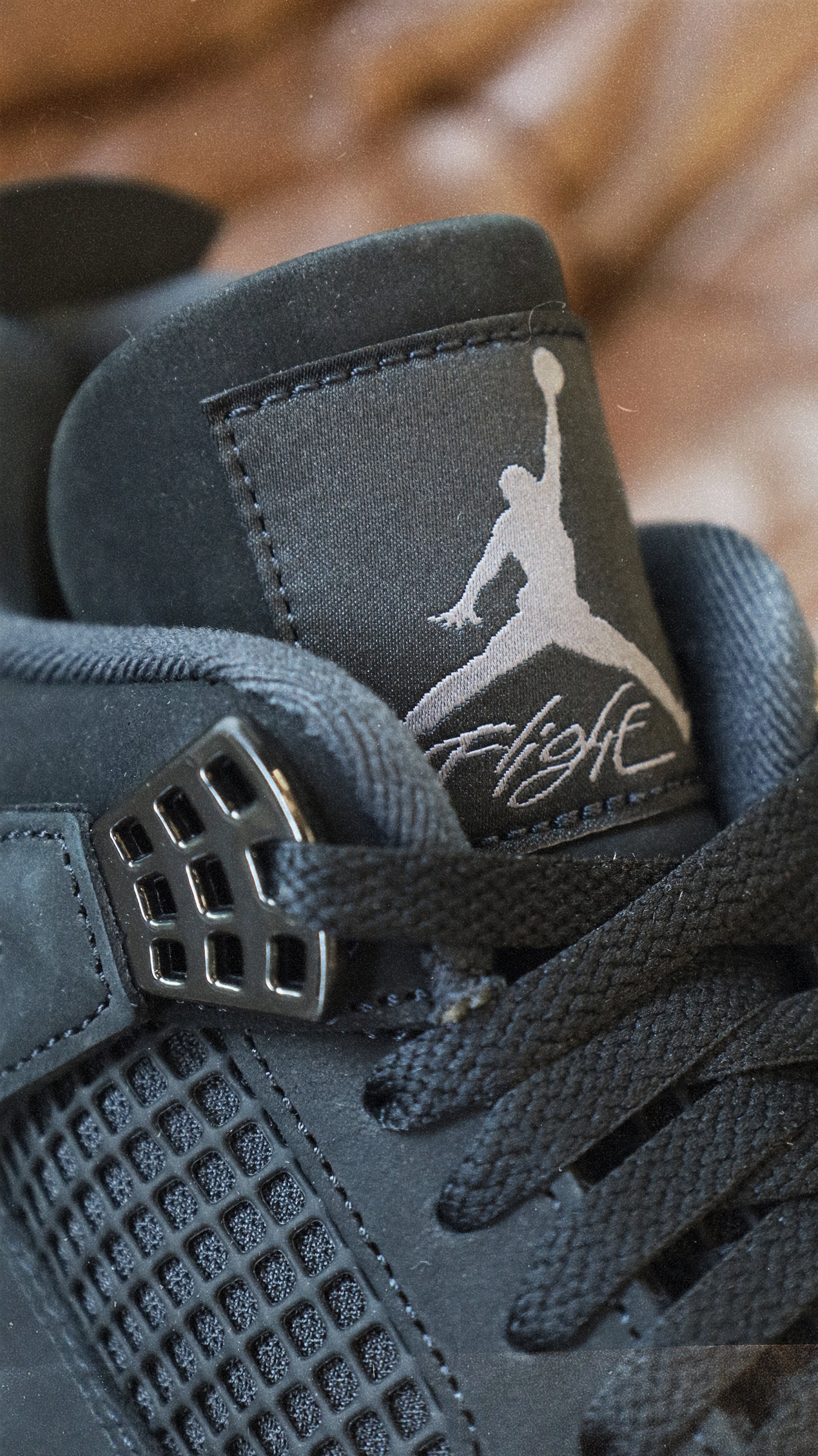 Jordan 4 Retro Black Cat (2025)