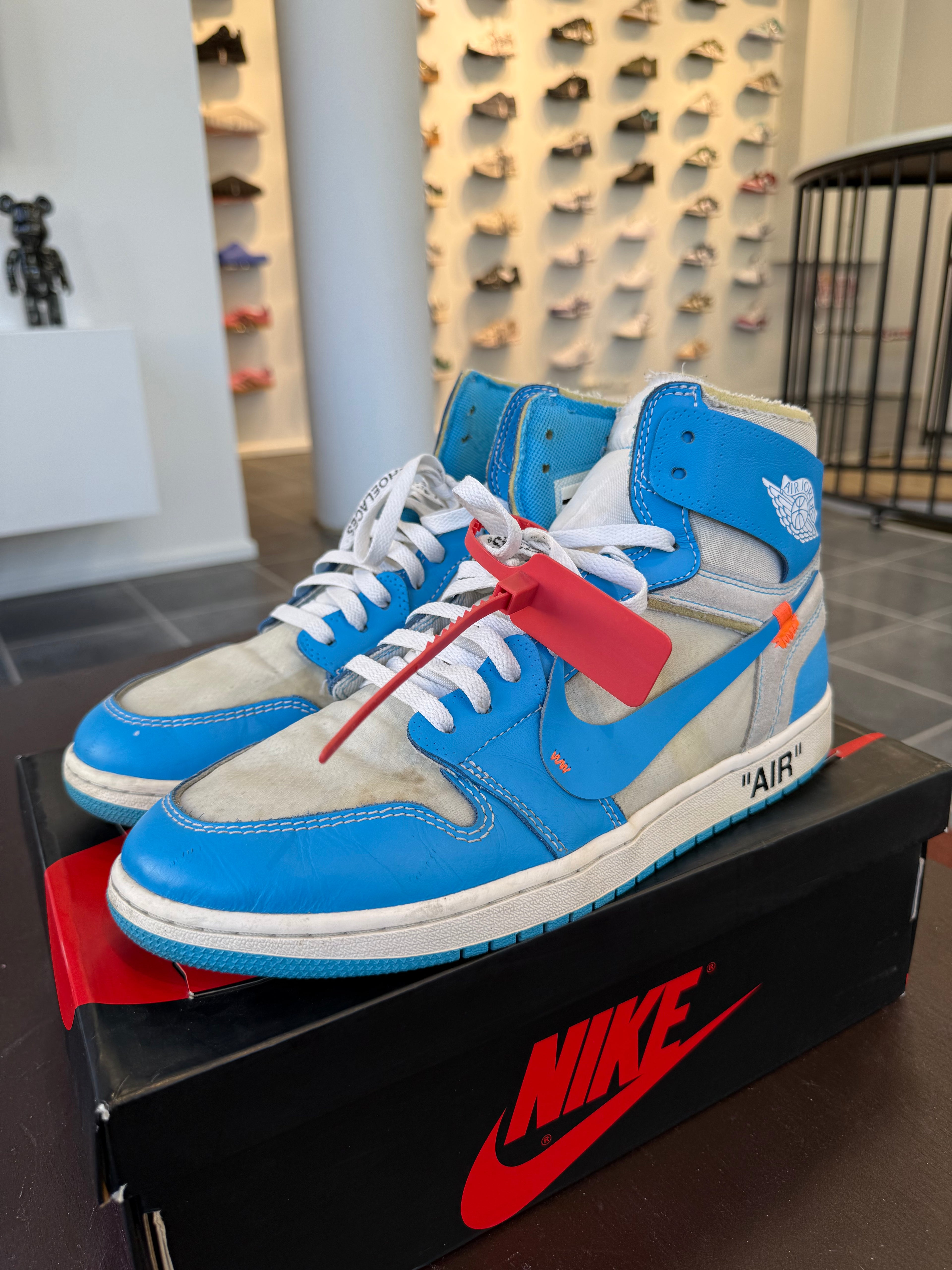 Jordan 1 Retro High Off-White University Blue (Eu:46)