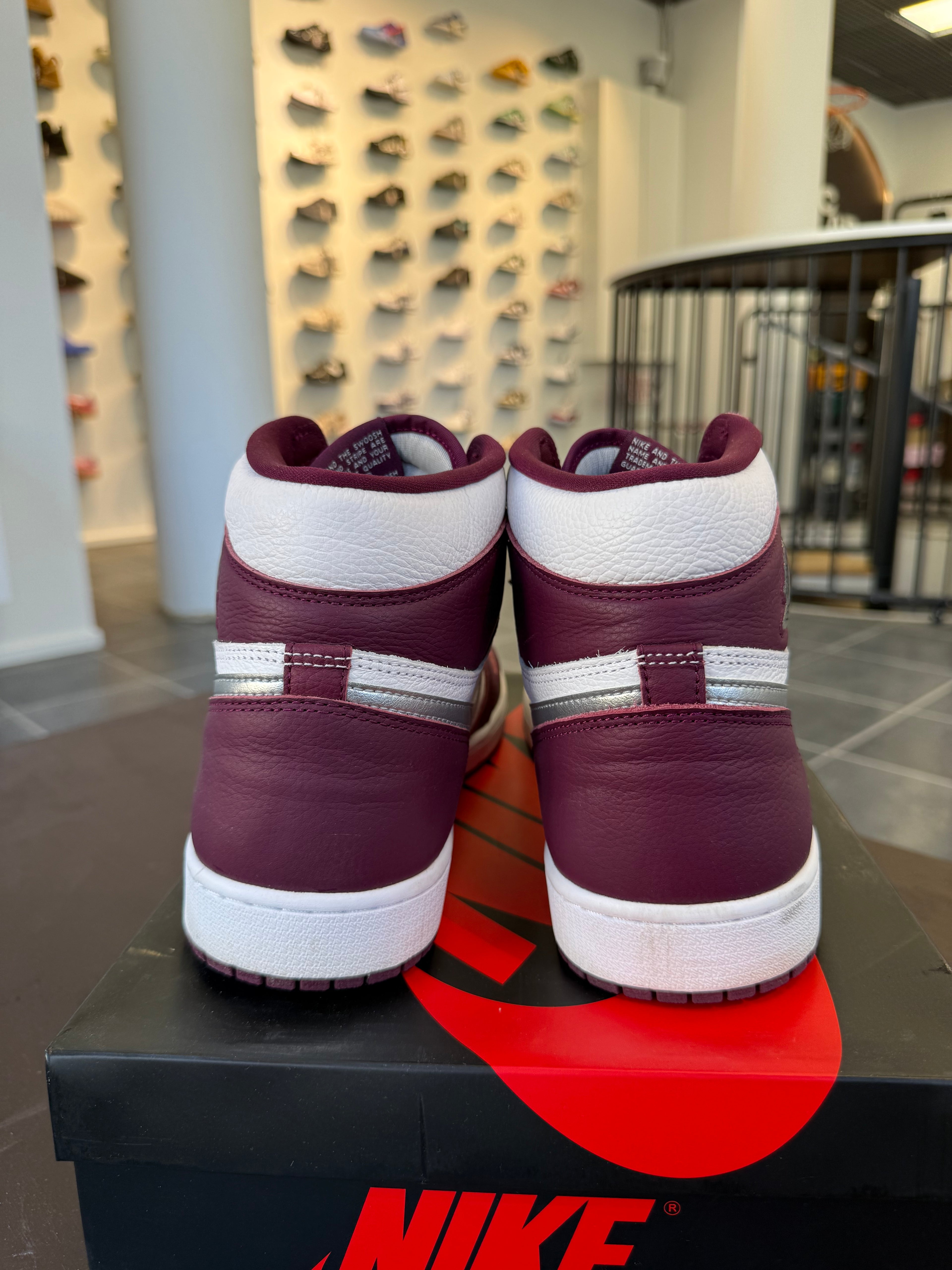 Jordan 1 Retro High OG Bordeaux (Eu: 47.5)