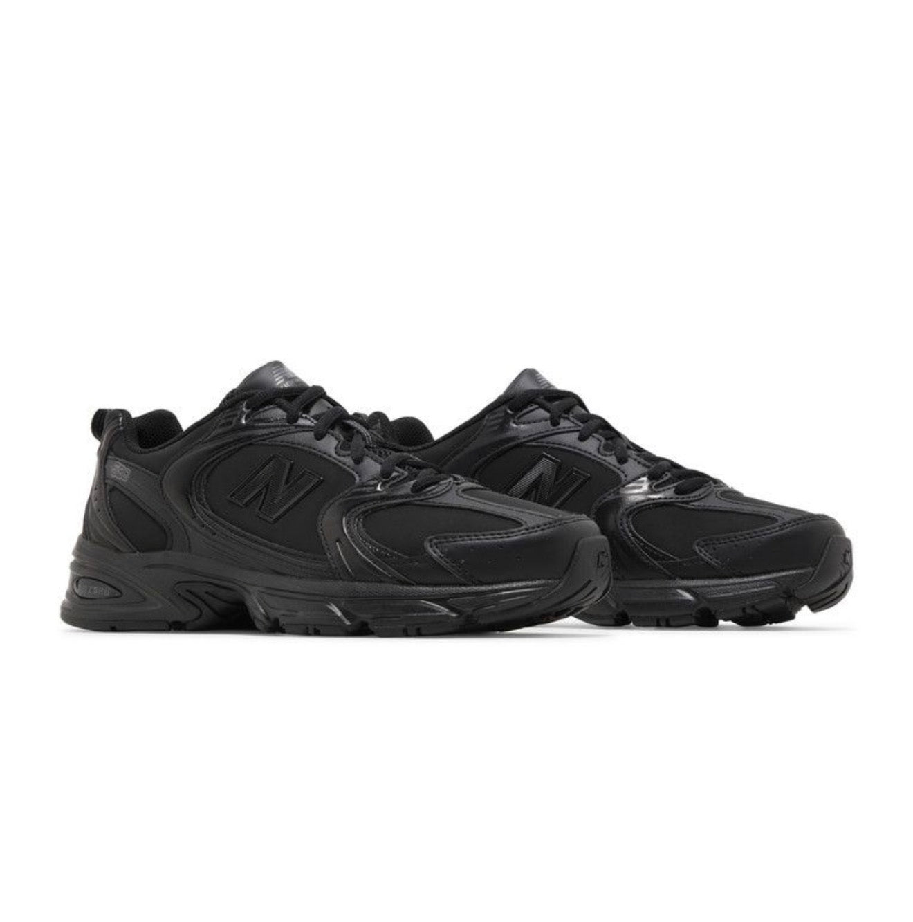 New Balance 530 Triple Black Leather