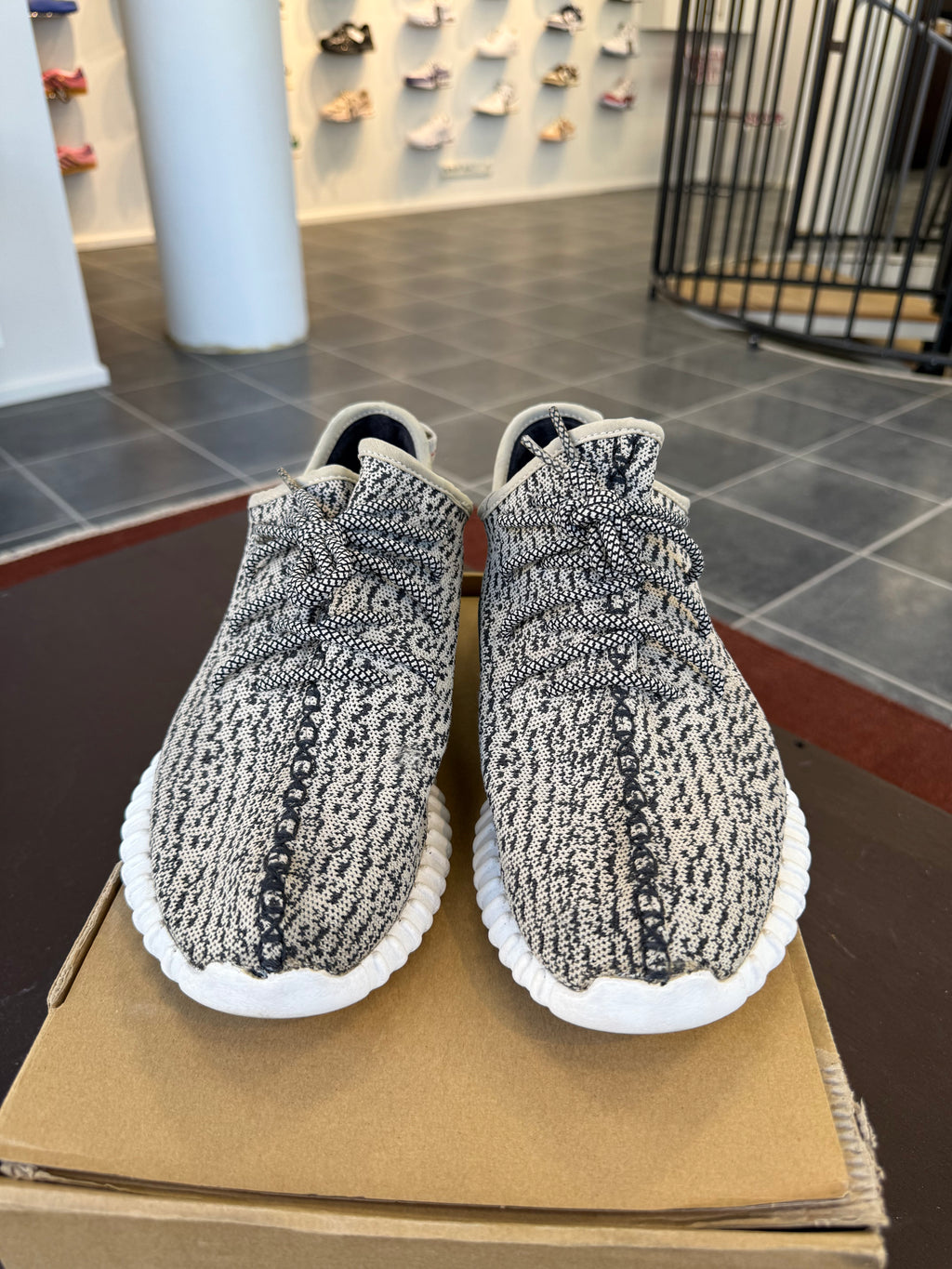 Yeezy Boost 350 Turtledove (Eu: 46 2/3)