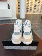 Jordan 4 Retro Oxidized Green (EU: 41)