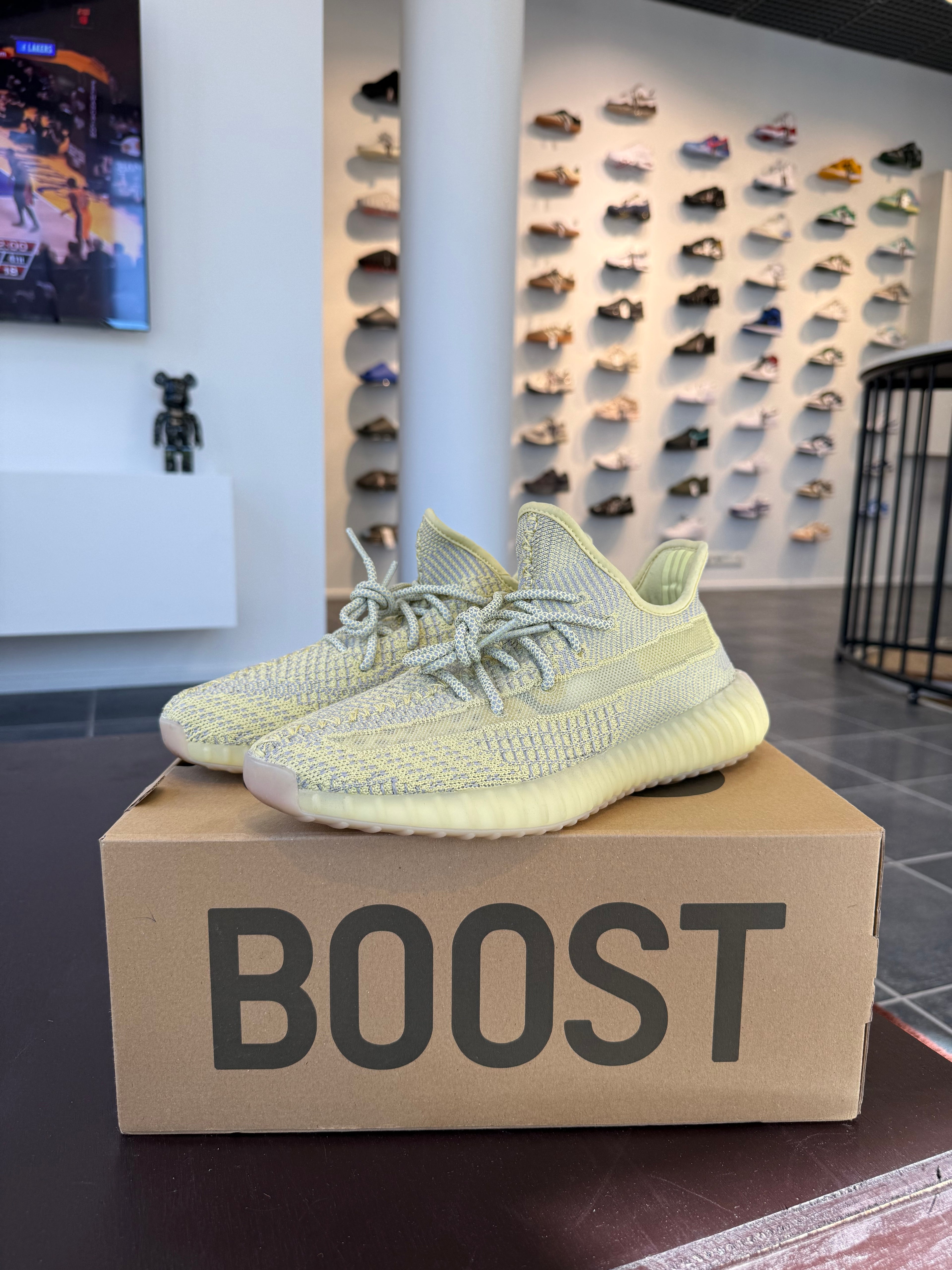 adidas Yeezy Boost 350 V2 Antlia (Non-Reflective) (US: 9)