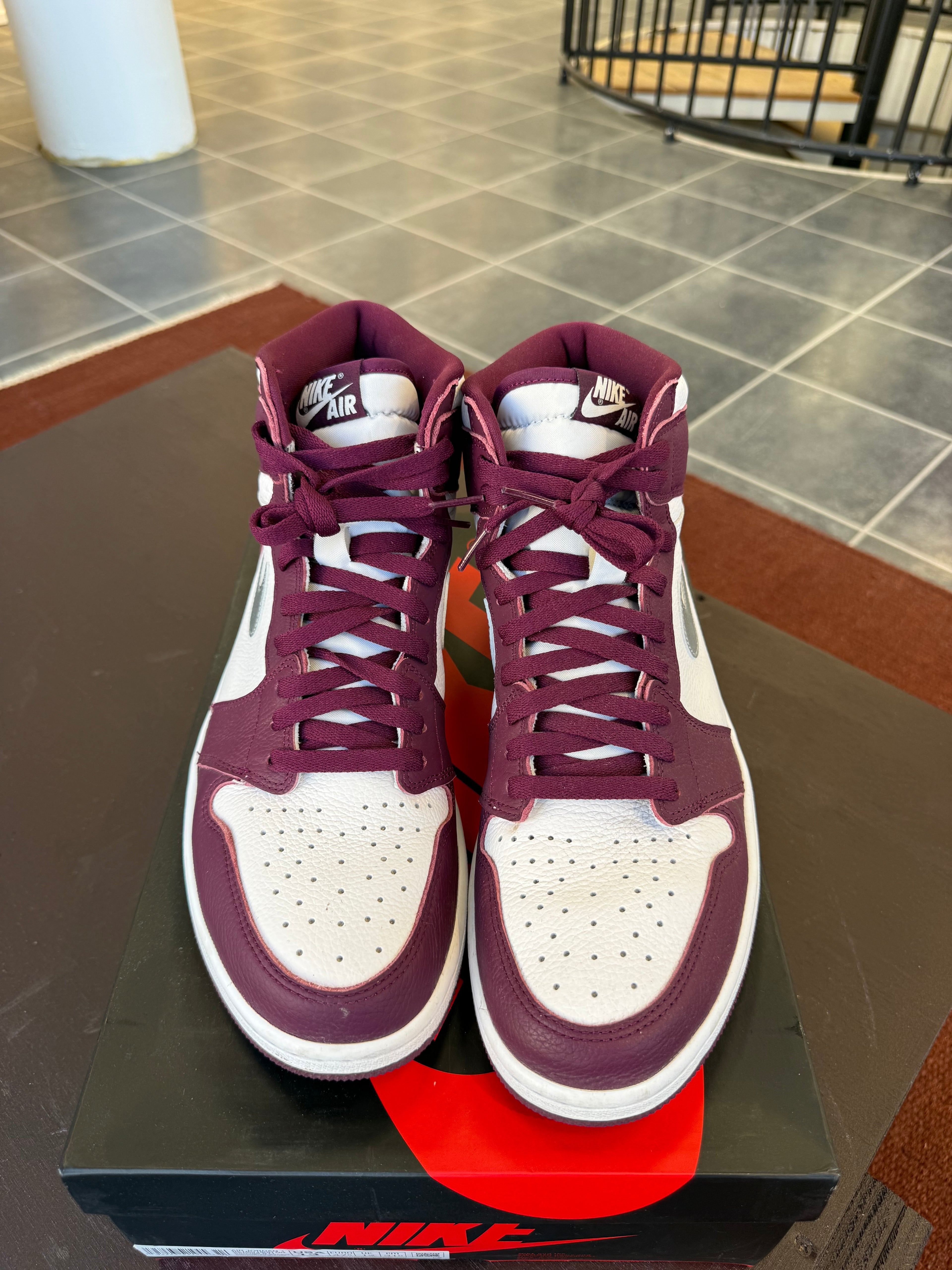 Jordan 1 Retro High OG Bordeaux (Eu: 47.5)