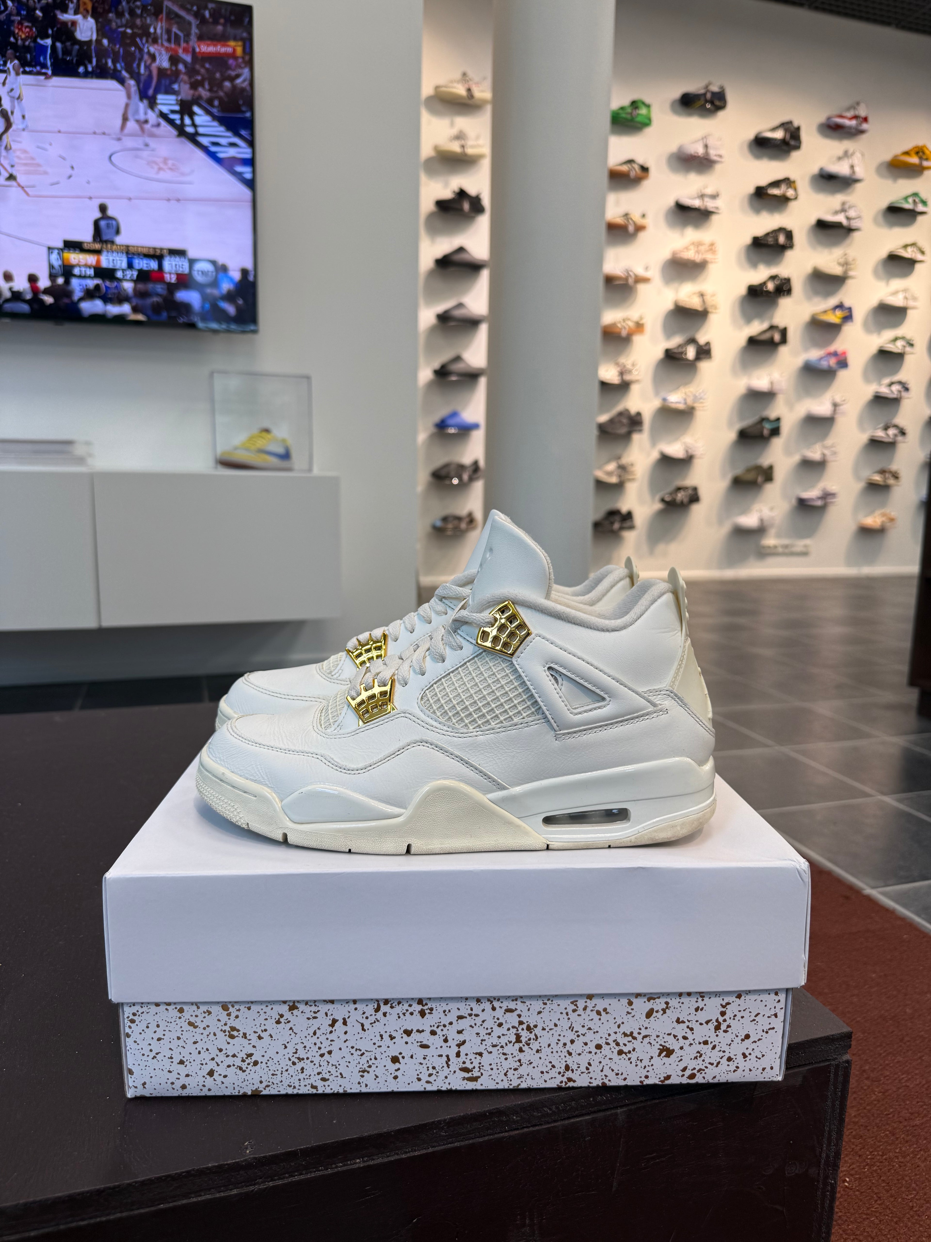 Jordan 4 Retro Oxidized Green (EU: 41)