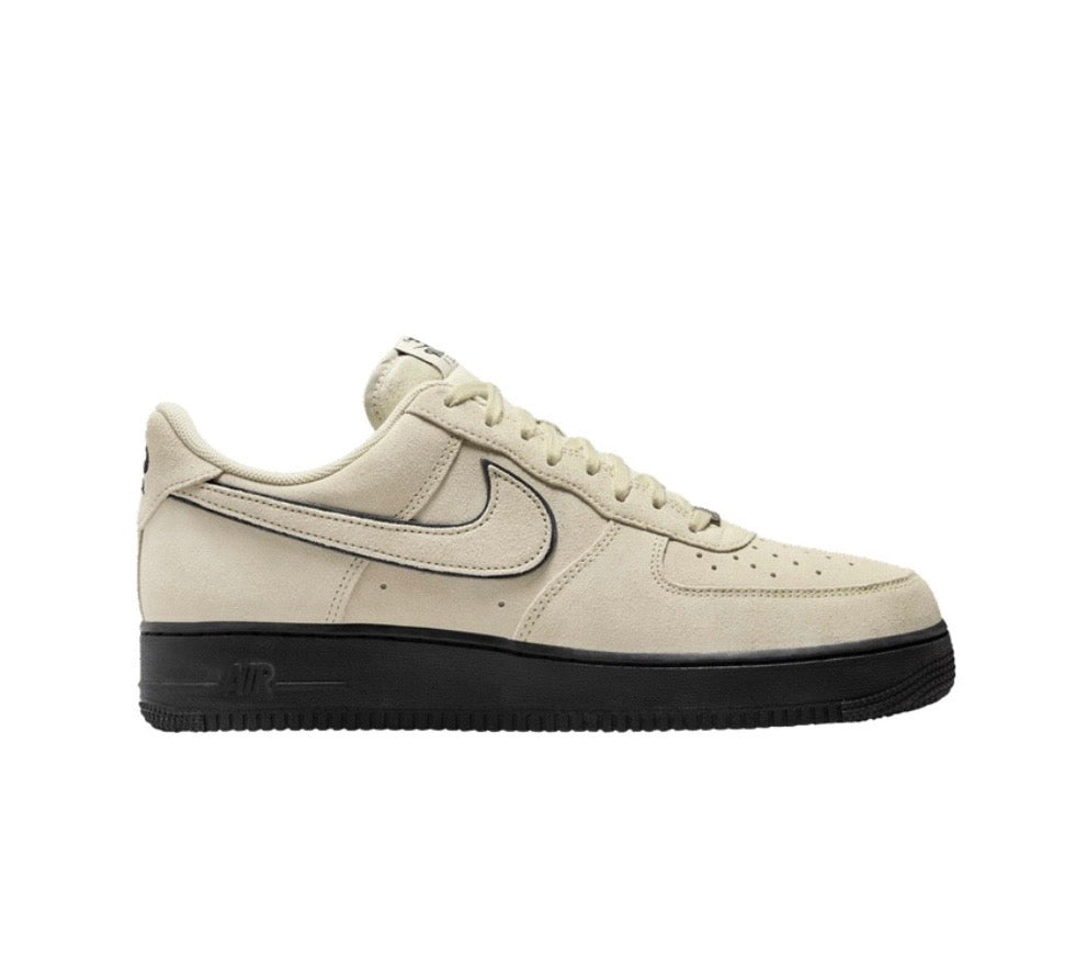 Nike Air Force 1 '07 LV8 Light Khaki Black