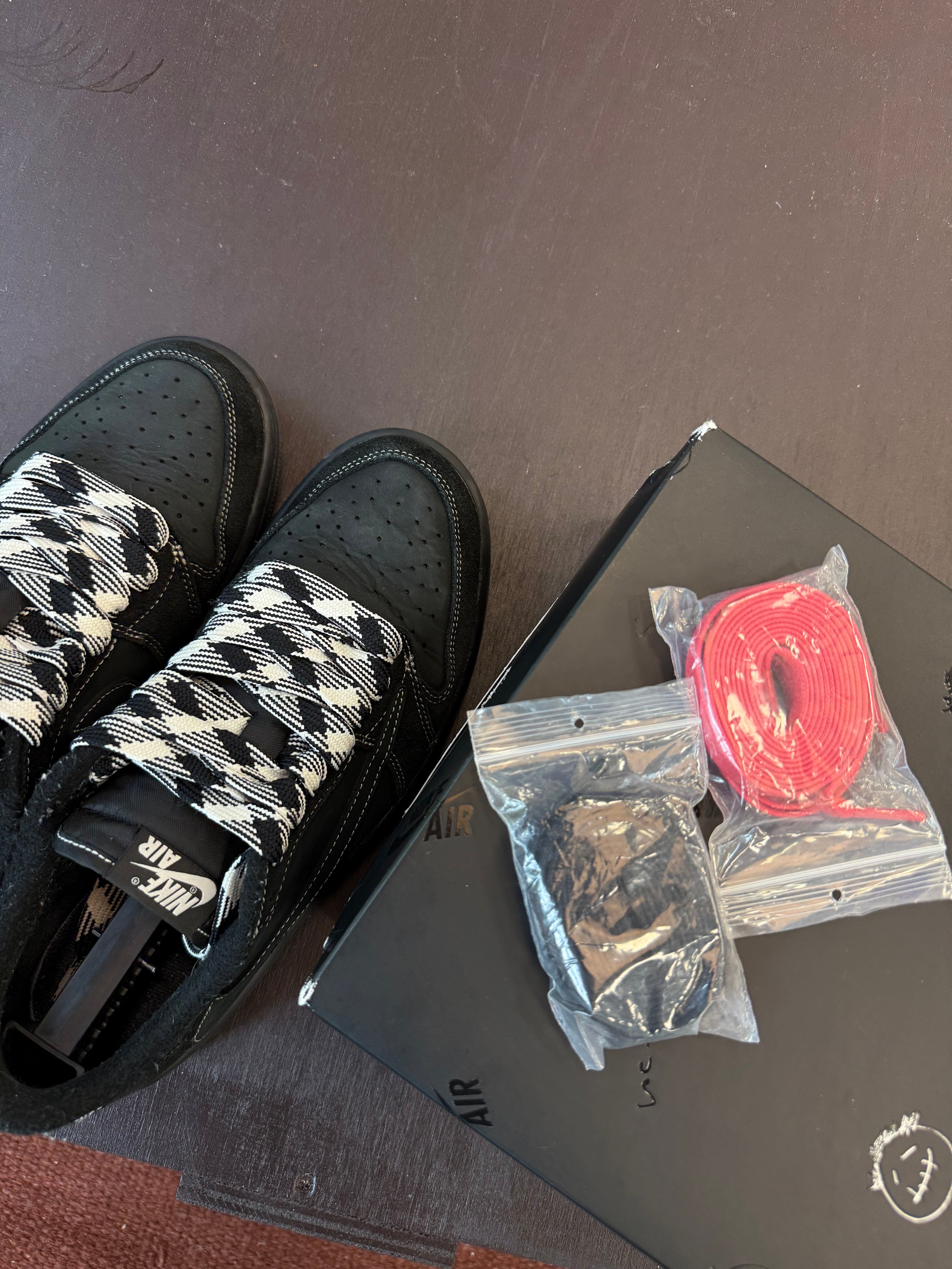 Jordan 1 Retro Low OG SP Travis Scott Black Phantom (Eu: 42)
