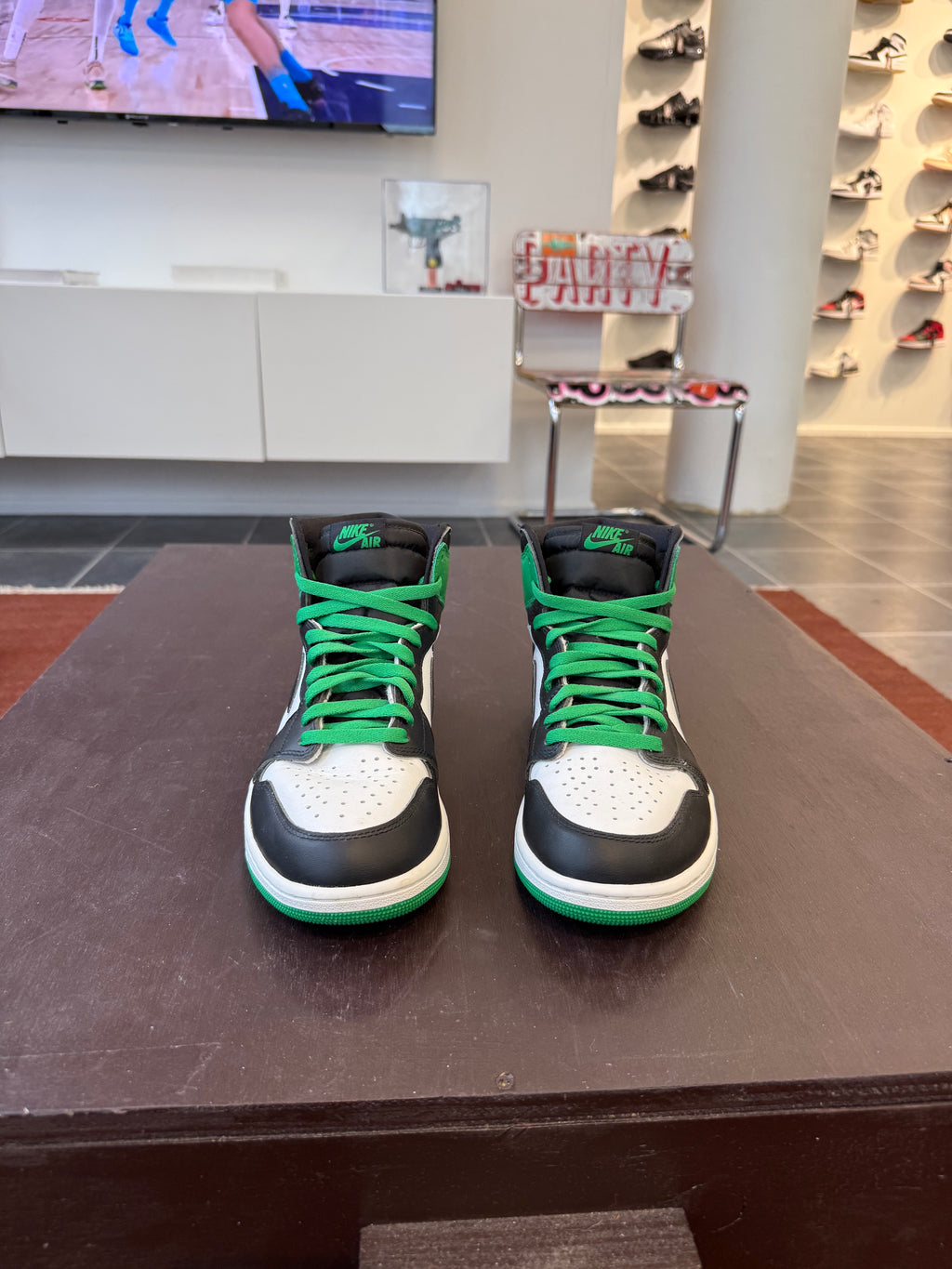 Jordan 1 Retro High OG Lucky Green (Eu: 44,5)