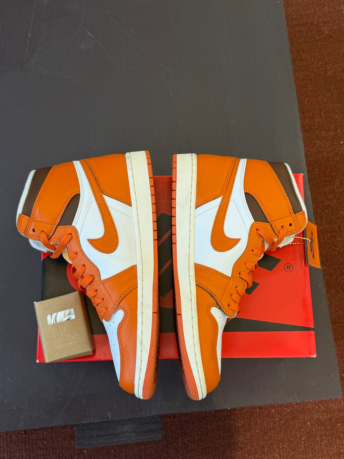 Jordan 1 Retro High OG Starfish (W) (EU: 44.5)