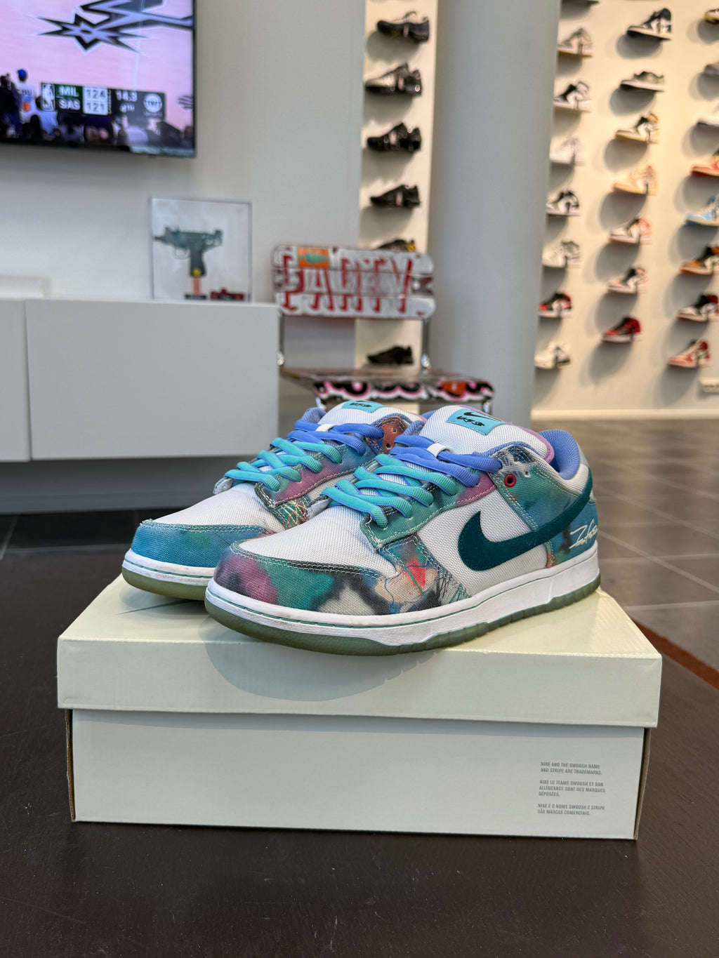 Nike SB Dunk Low Futura Laboratories Bleached Aqua (EU: 44)