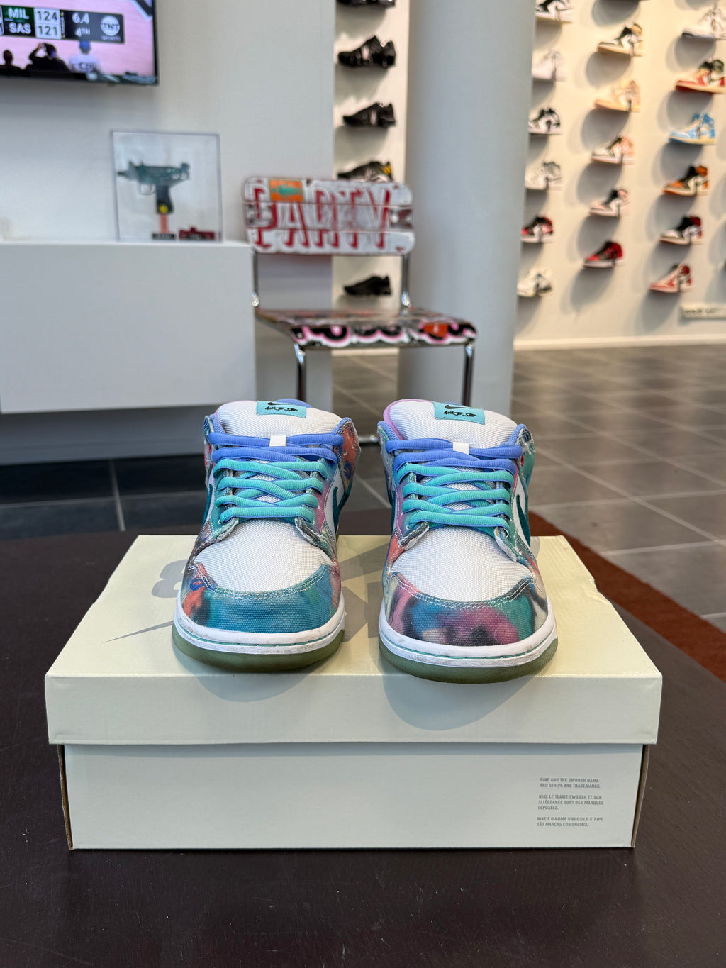 Nike SB Dunk Low Futura Laboratories Bleached Aqua (EU: 44)