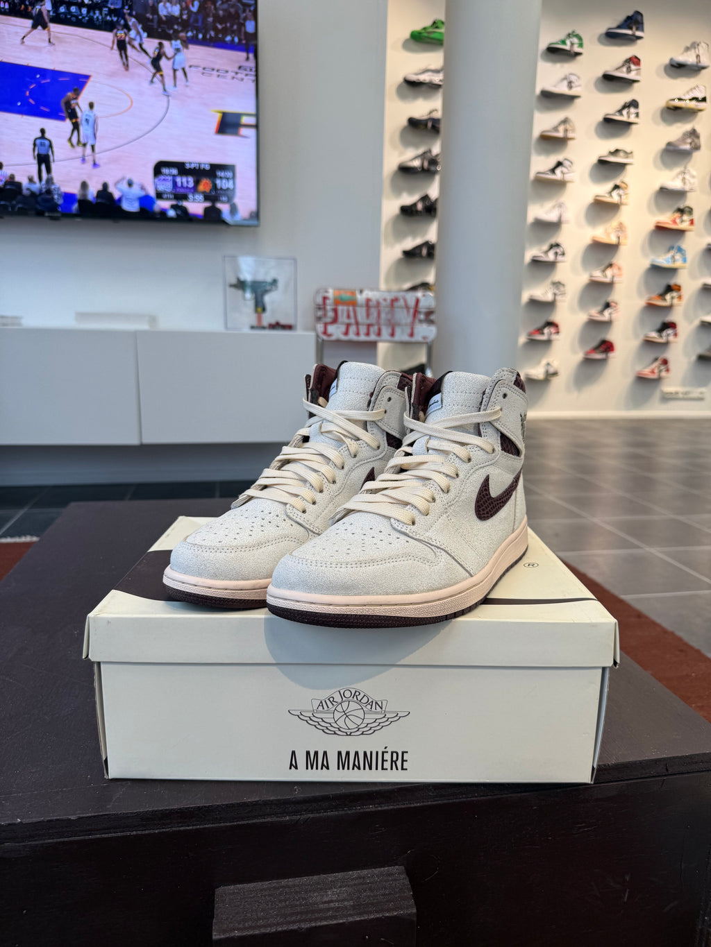 Jordan 1 Retro High OG A Ma Maniére (US M 10.5)