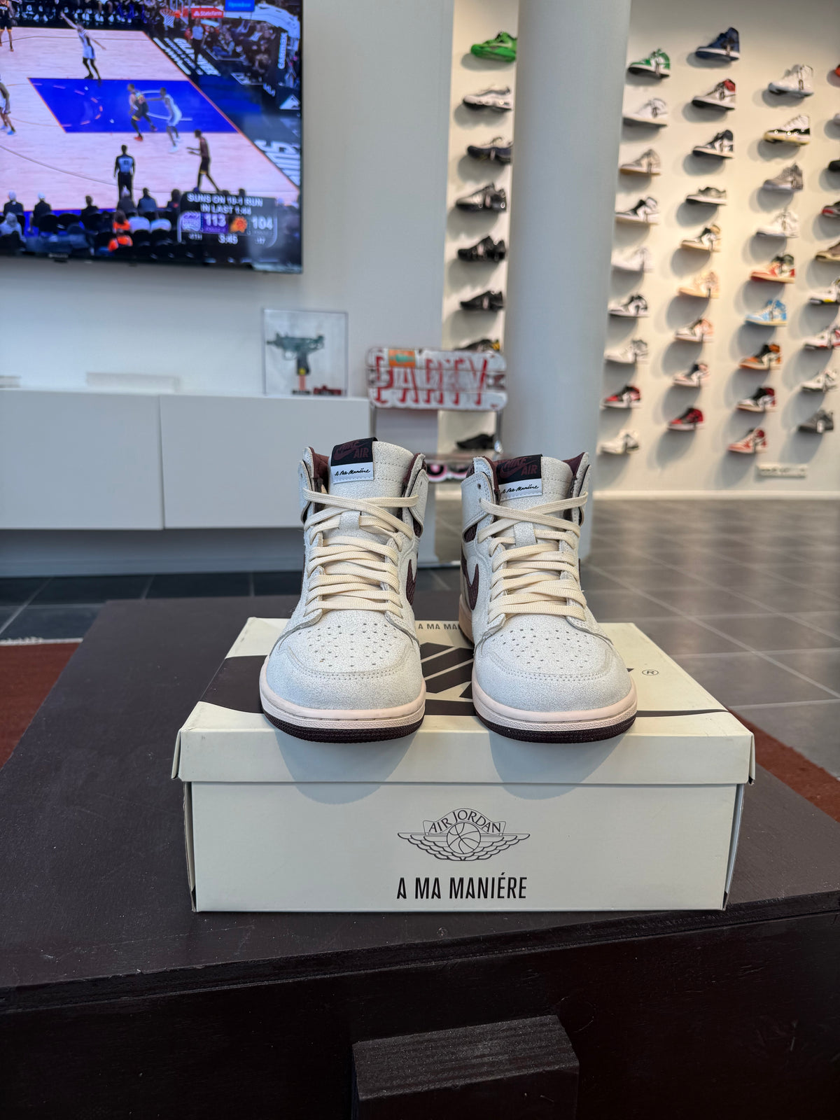 Jordan 1 Retro High OG A Ma Maniére (US M 10.5)