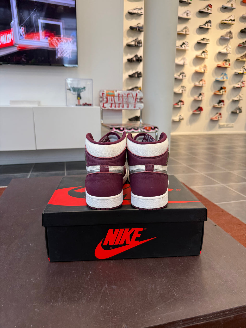 Jordan 1 Retro High OG Bordeaux (EU: 44.5)