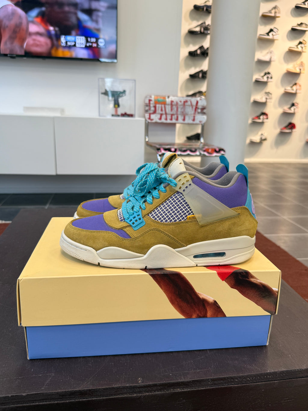 Jordan 4 Retro SP 30th Anniversary Union Desert Moss (EU: 44.5)