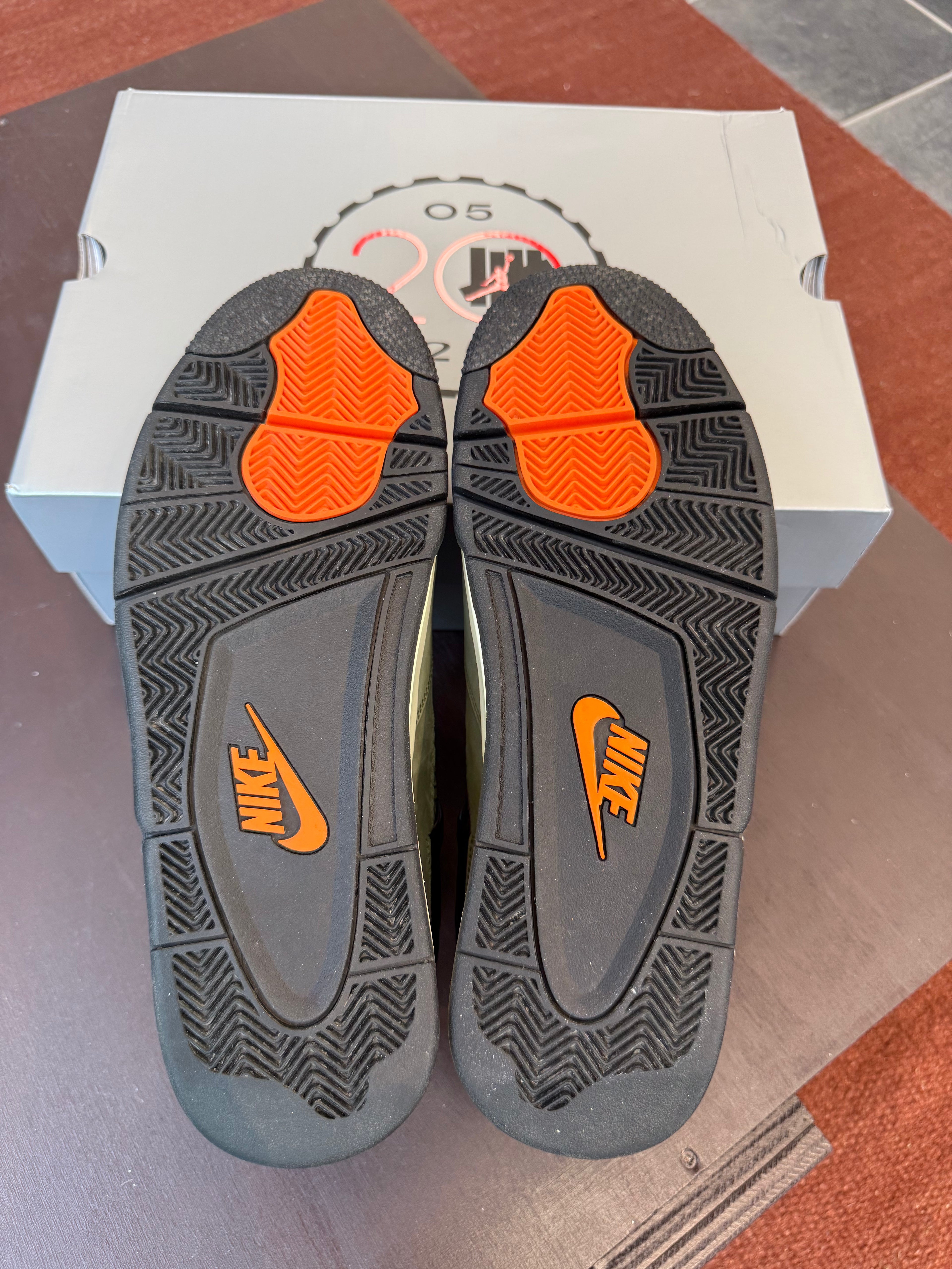 Jordan 4 Retro OG SP Undefeated (2025) (Eu: 47)