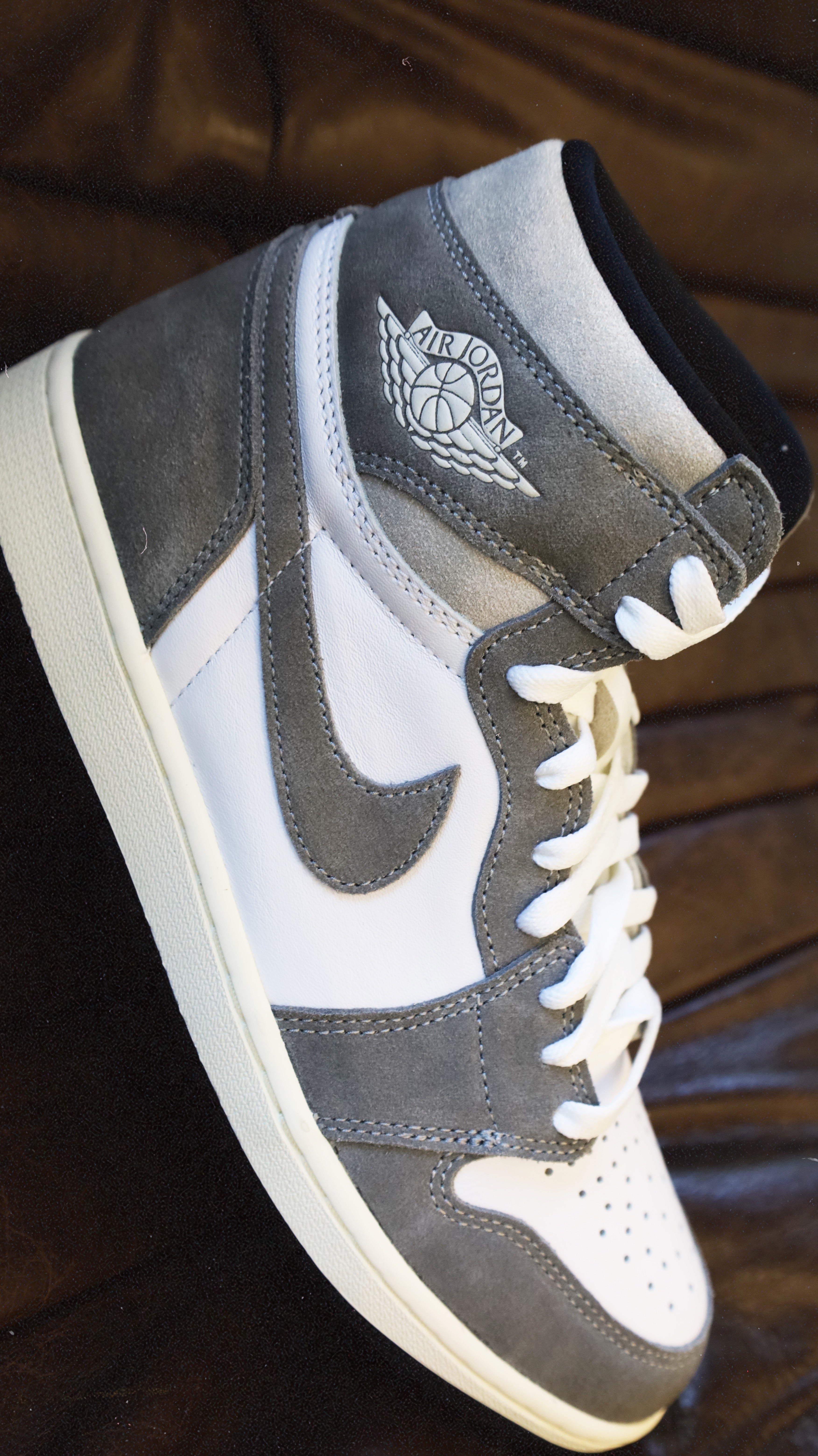 Jordan 1 Retro High OG Washed Black