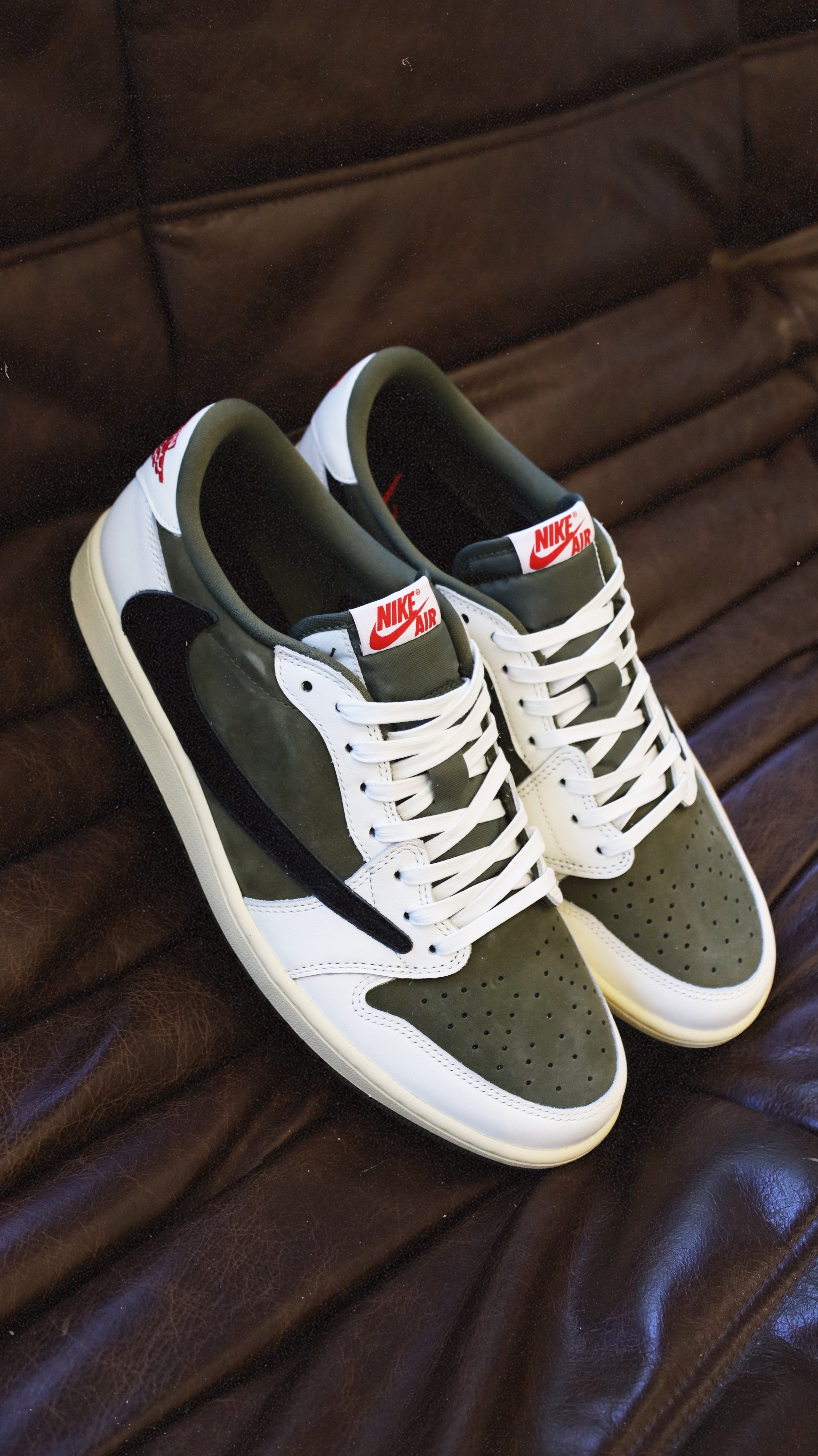 Jordan 1 Retro Low OG SP Travis Scott Medium Olive