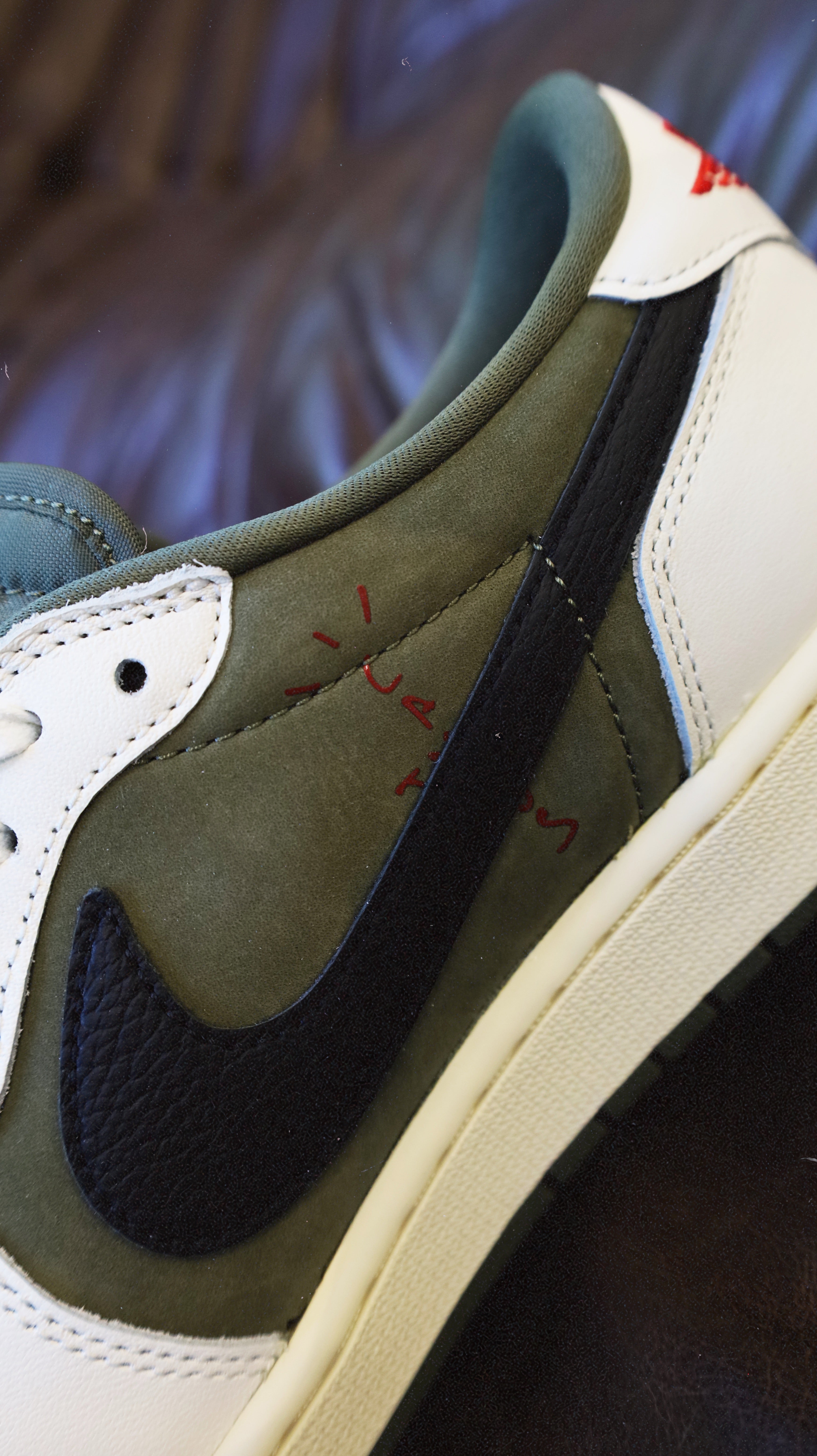 Jordan 1 Retro Low OG SP Travis Scott Medium Olive
